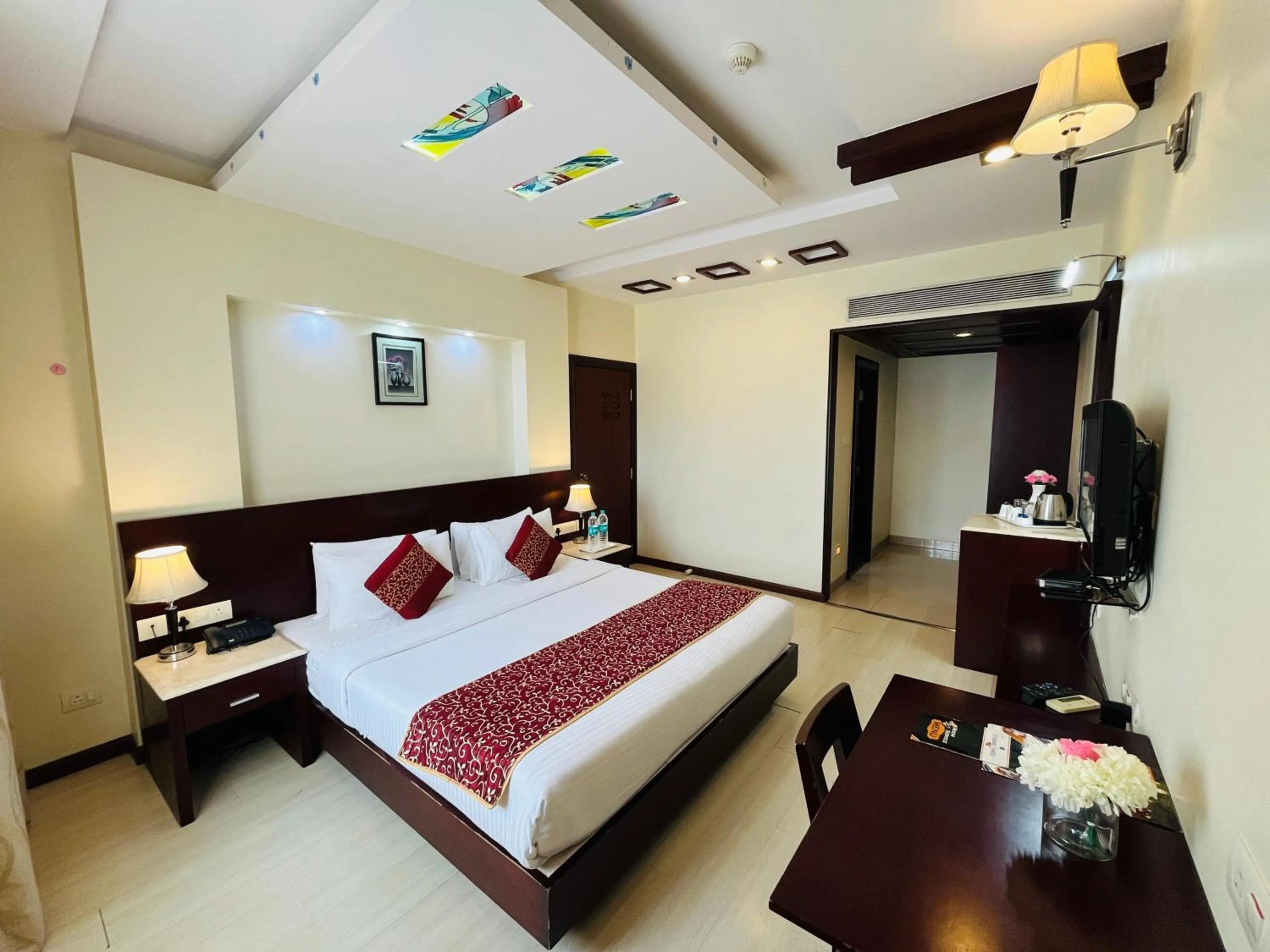 Photo of the whole room in Hotel Abhimaani Vasathi, Rajajinagar