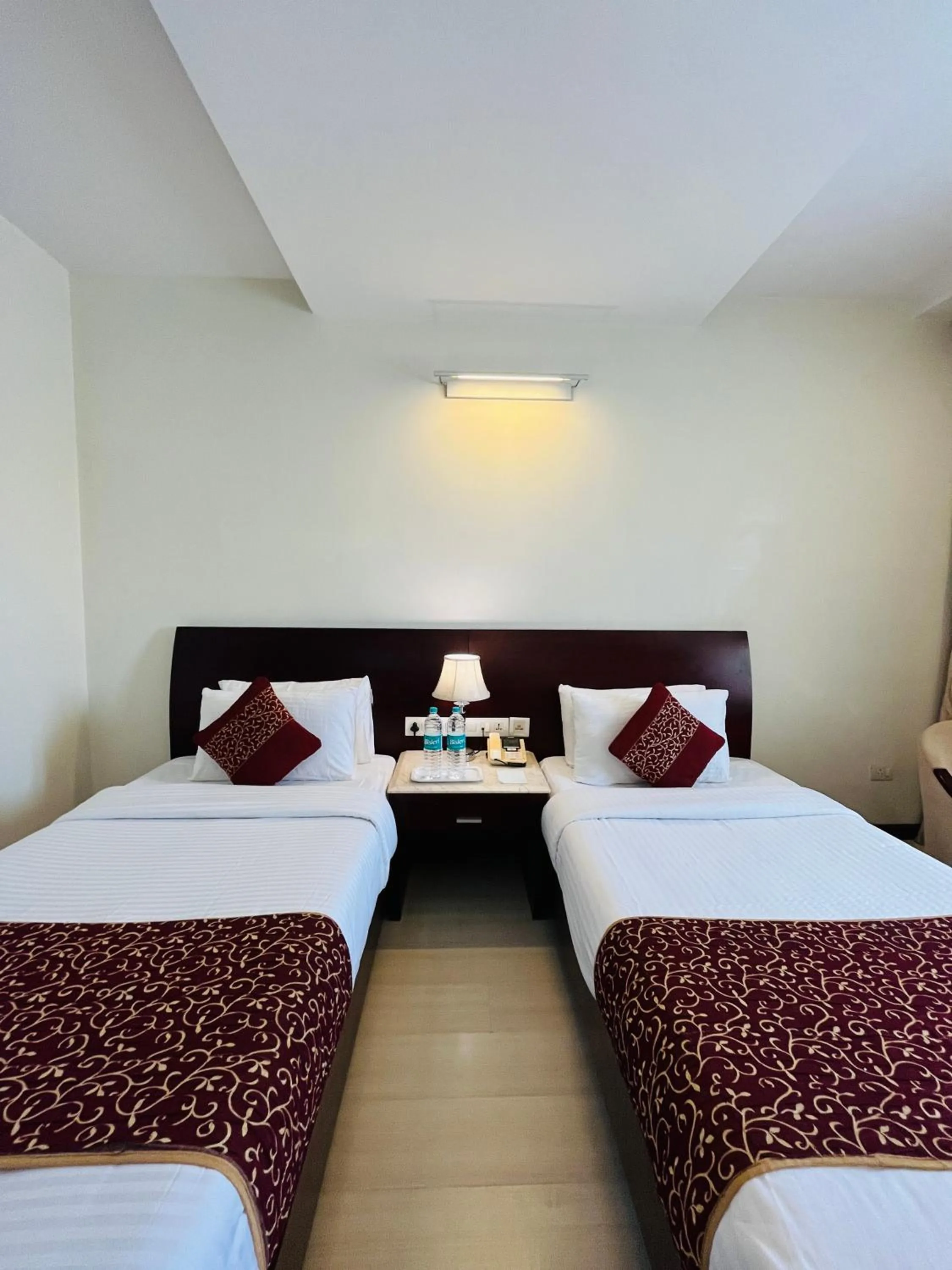 Bedroom in Hotel Abhimaani Vasathi, Rajajinagar