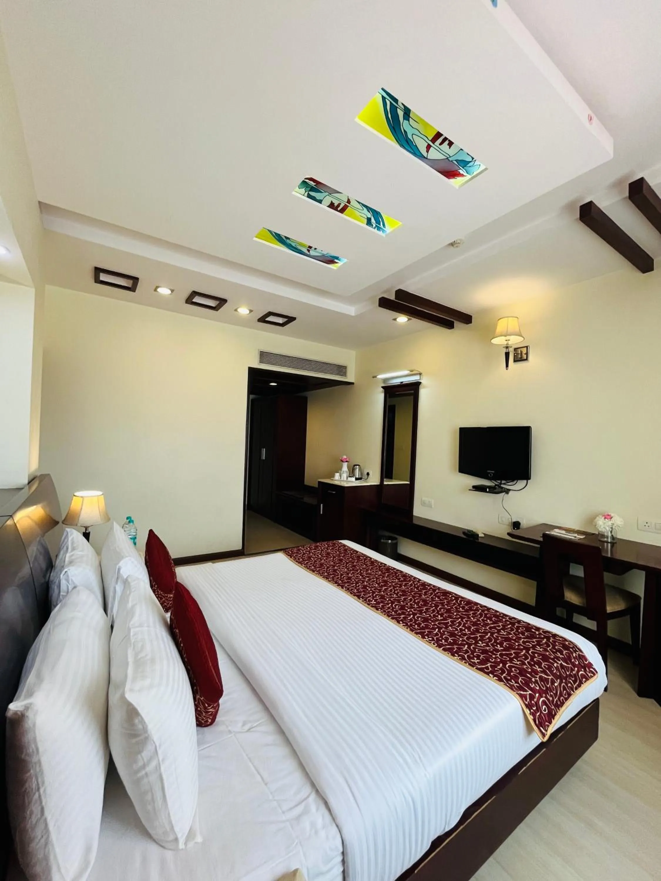 Bedroom in Hotel Abhimaani Vasathi, Rajajinagar