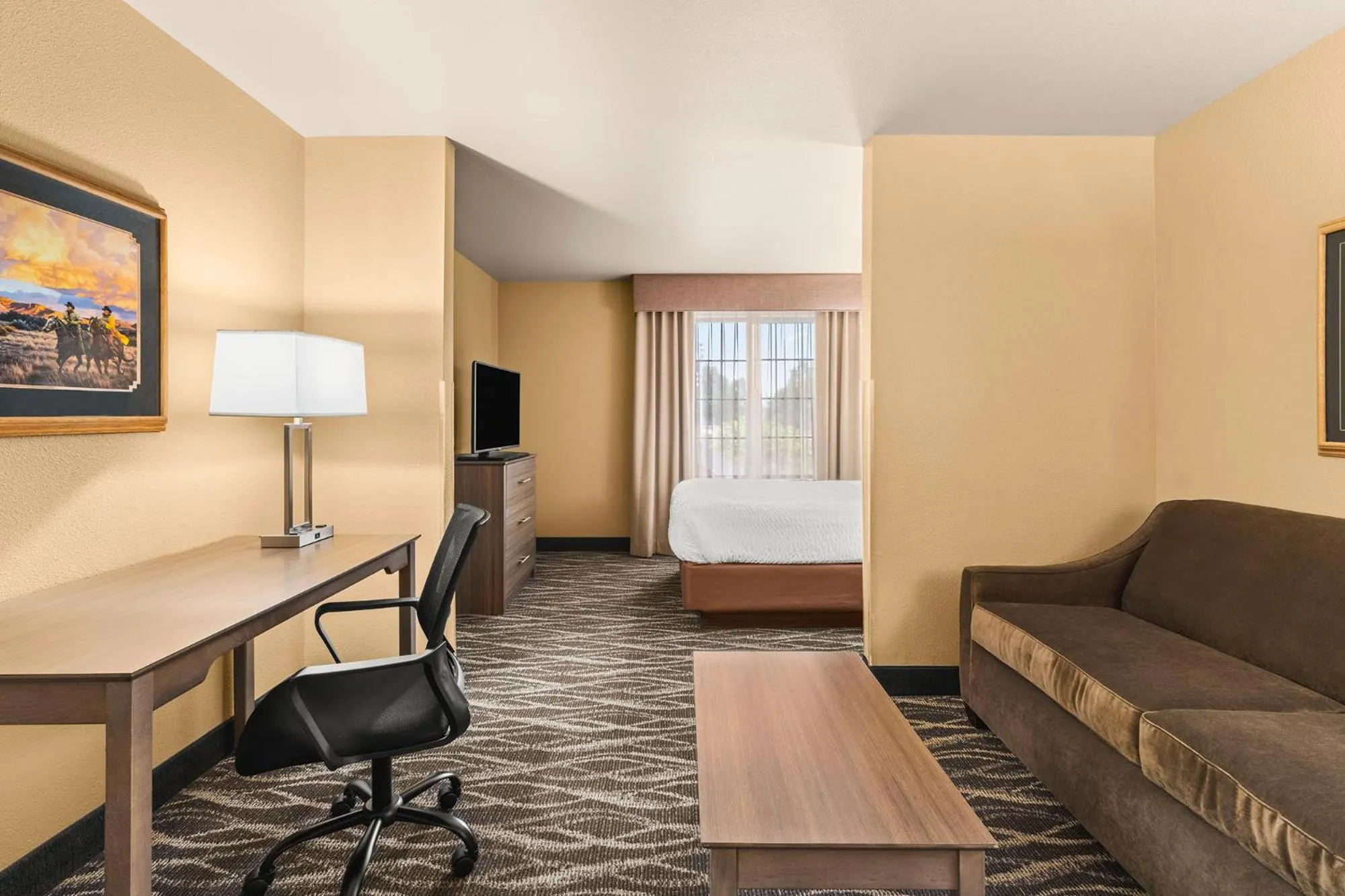 Photo of the whole room, Bed in Bitterroot River Inn and Conference Center