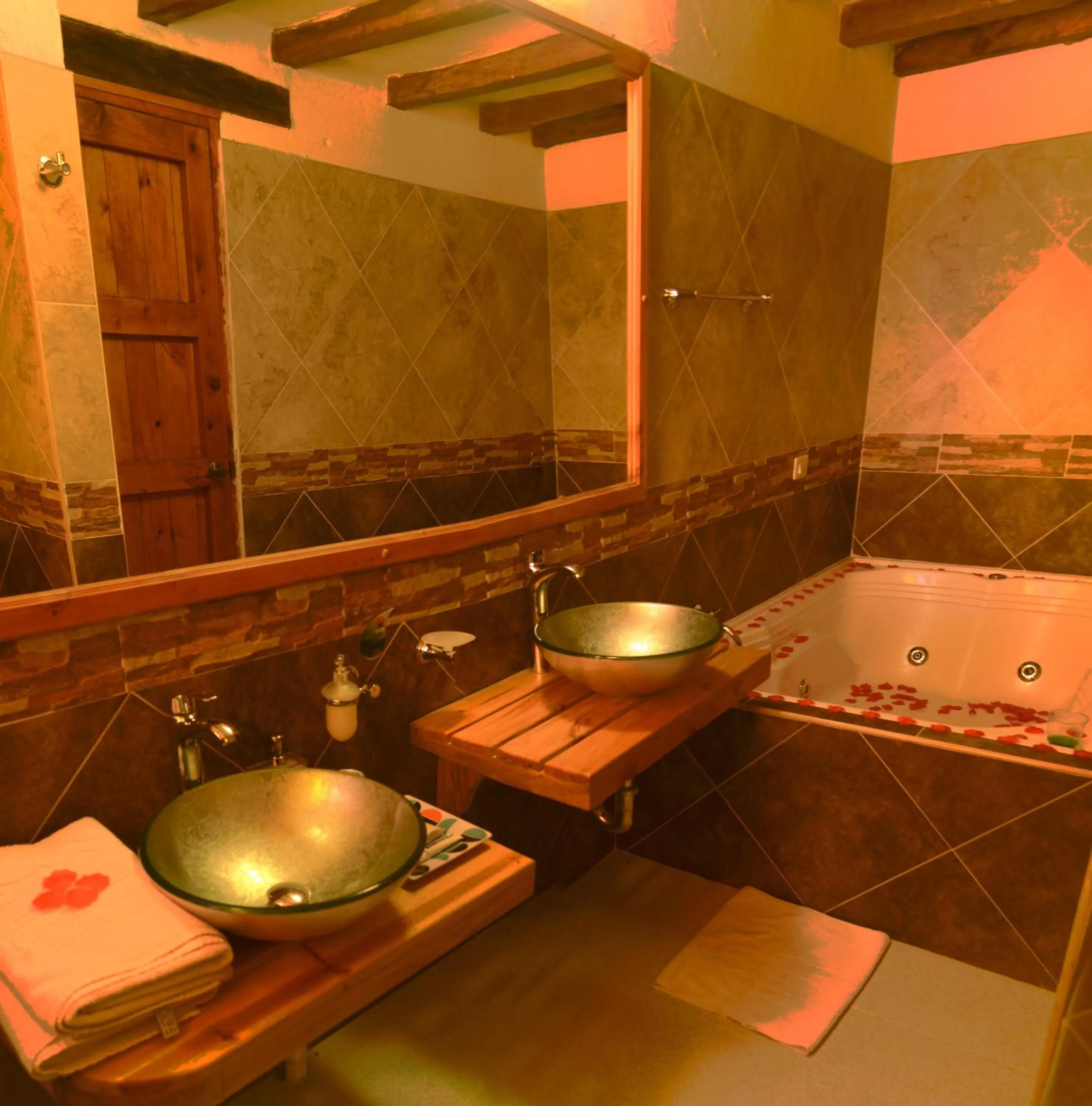 Decorative detail in Hotel Spa Casa de Adobe Villa de Leyva