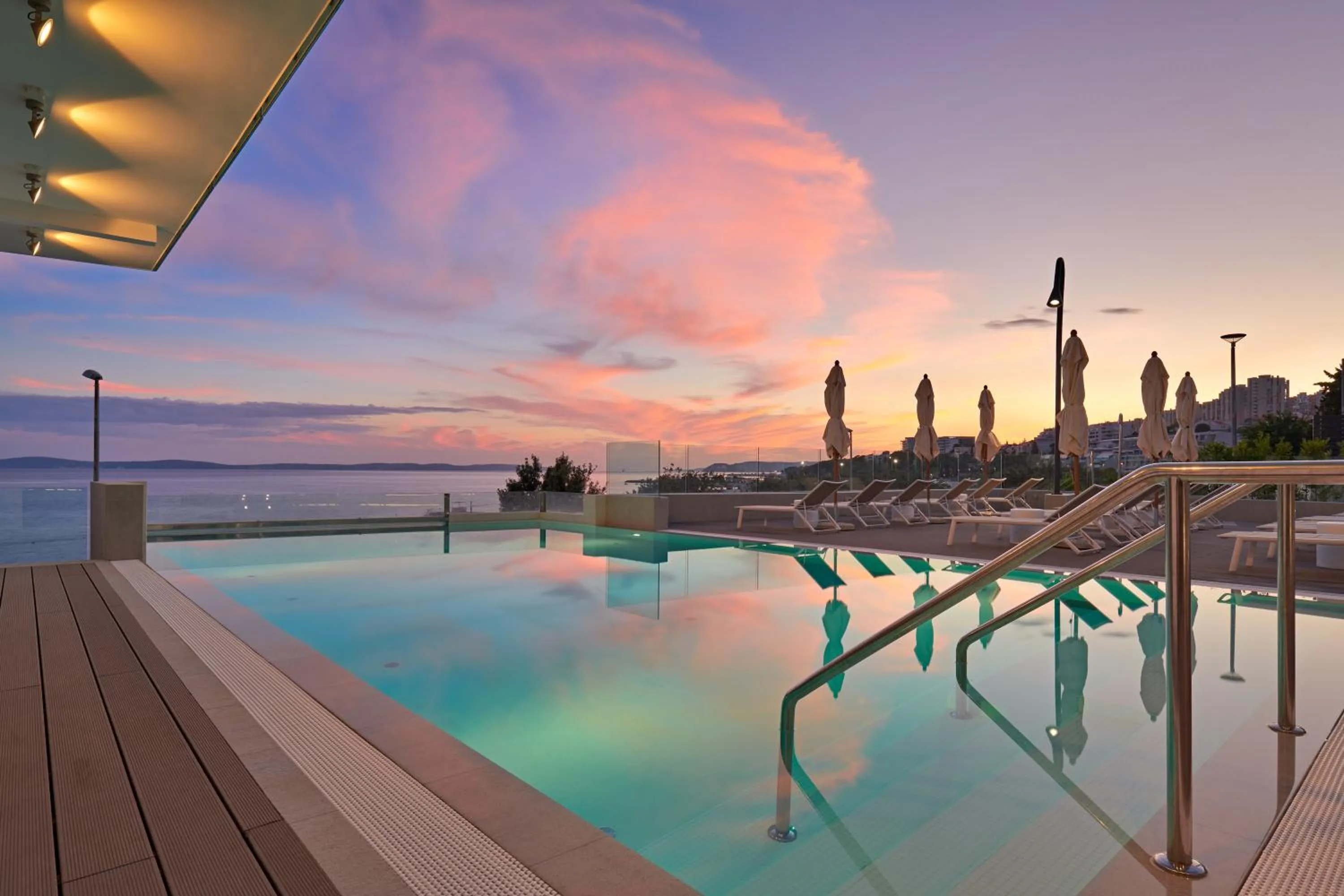 Pool view in Amphora Hotel