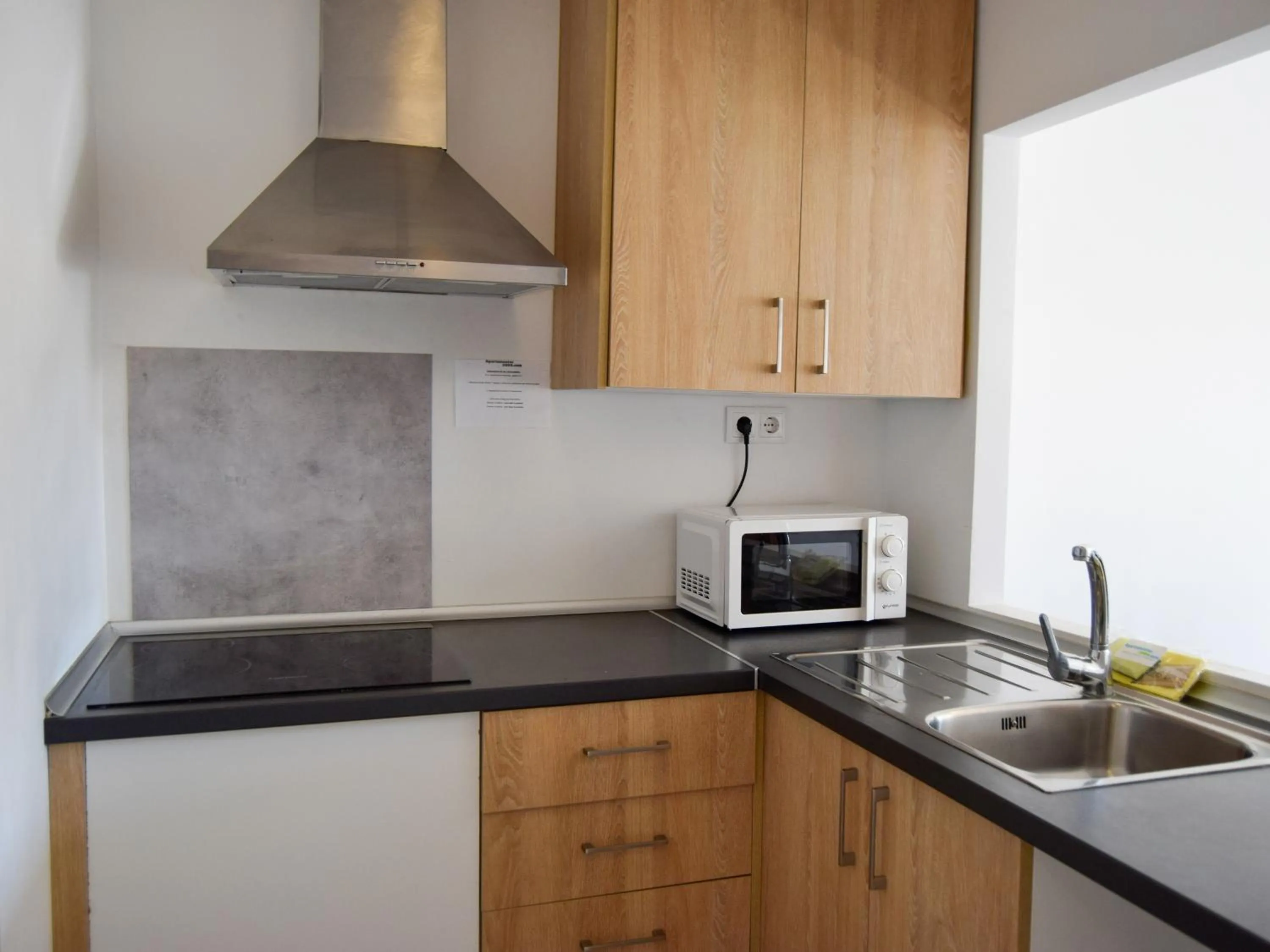 Kitchen or kitchenette in Apartamentos Playa de Benicarló 3000