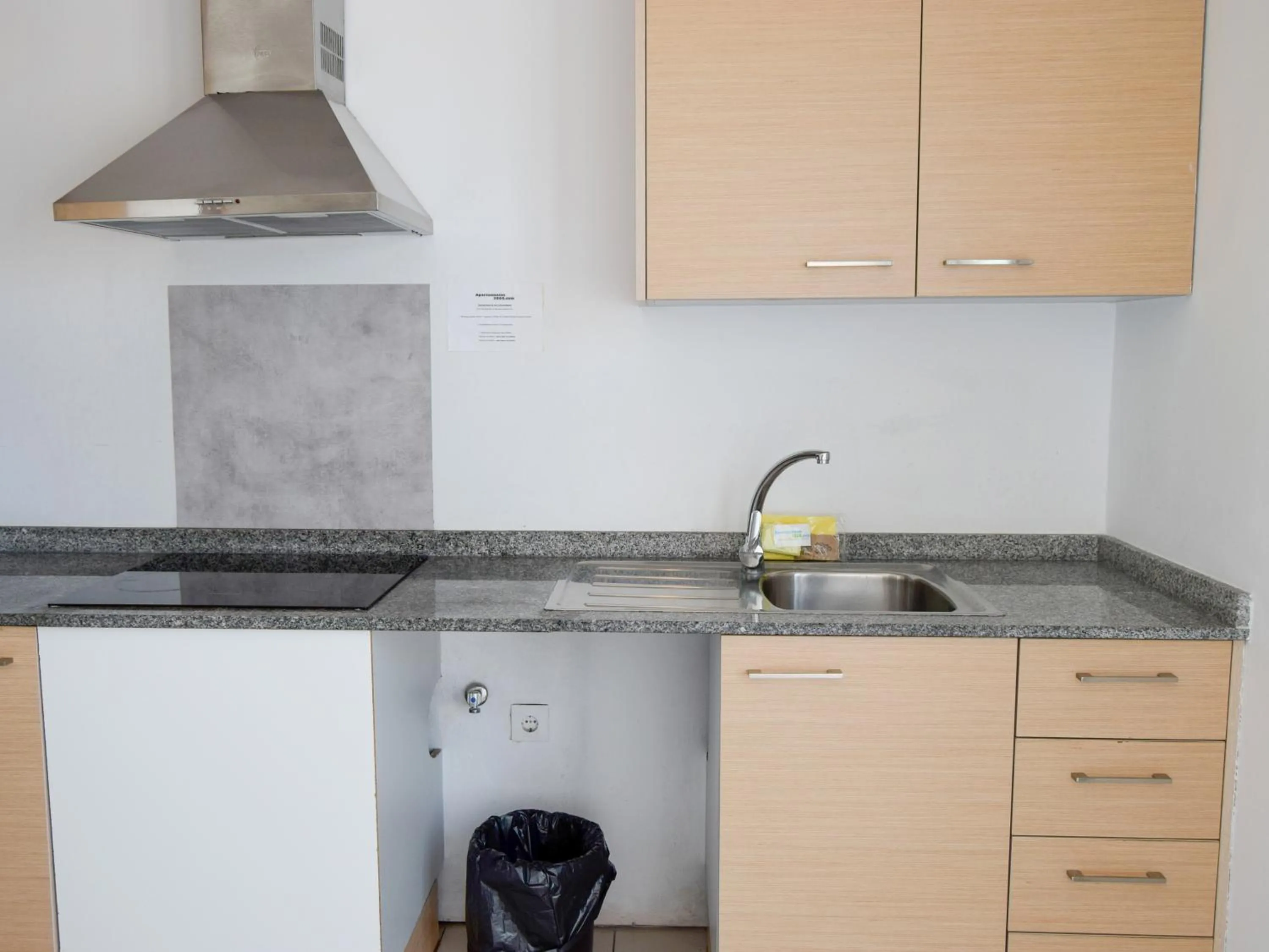 Kitchen or kitchenette in Apartamentos Playa de Benicarló 3000