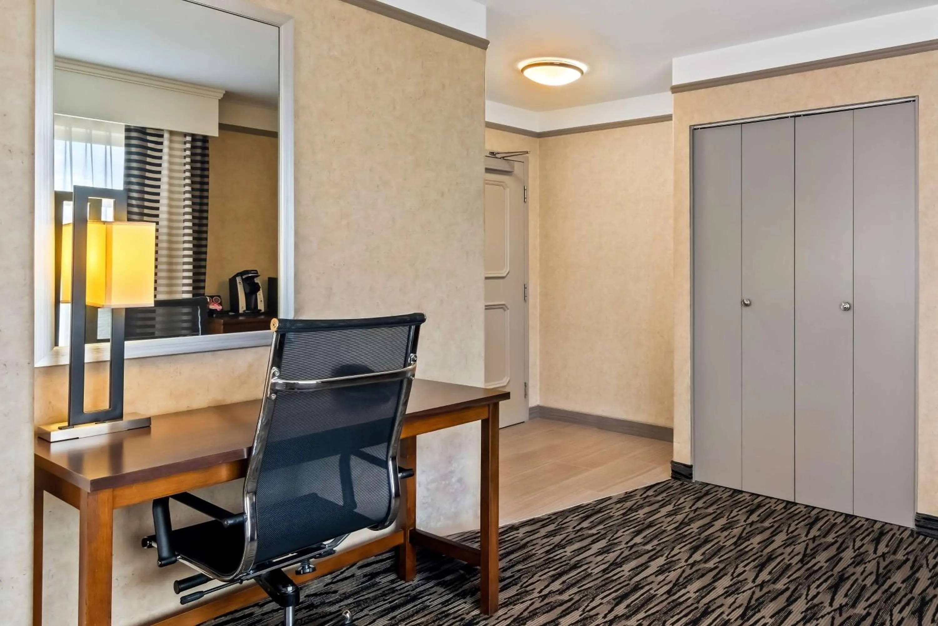 Photo of the whole room in Best Western Plus Pitt Meadows Inn & Suites