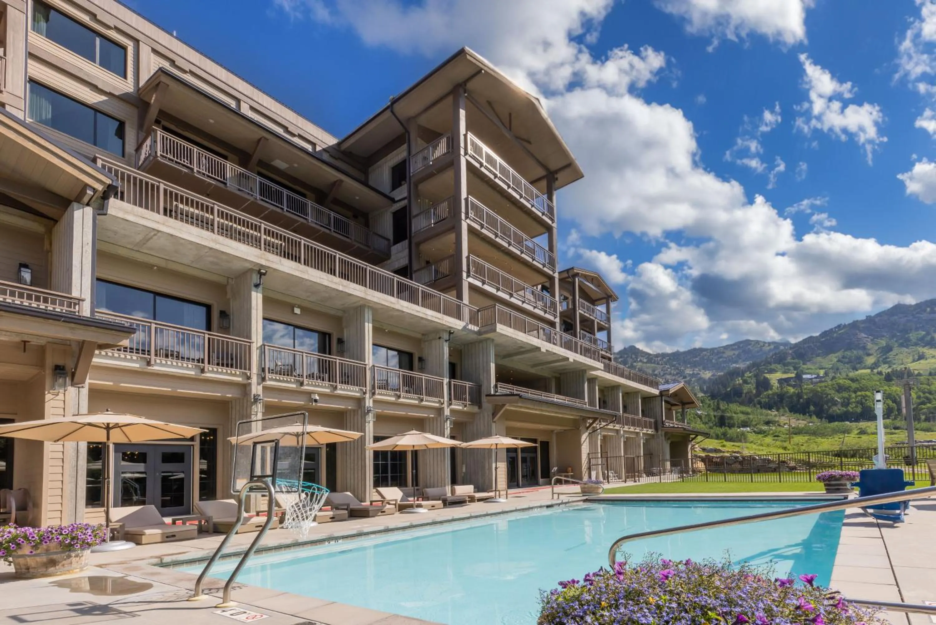 Swimming pool in The Snowpine Lodge