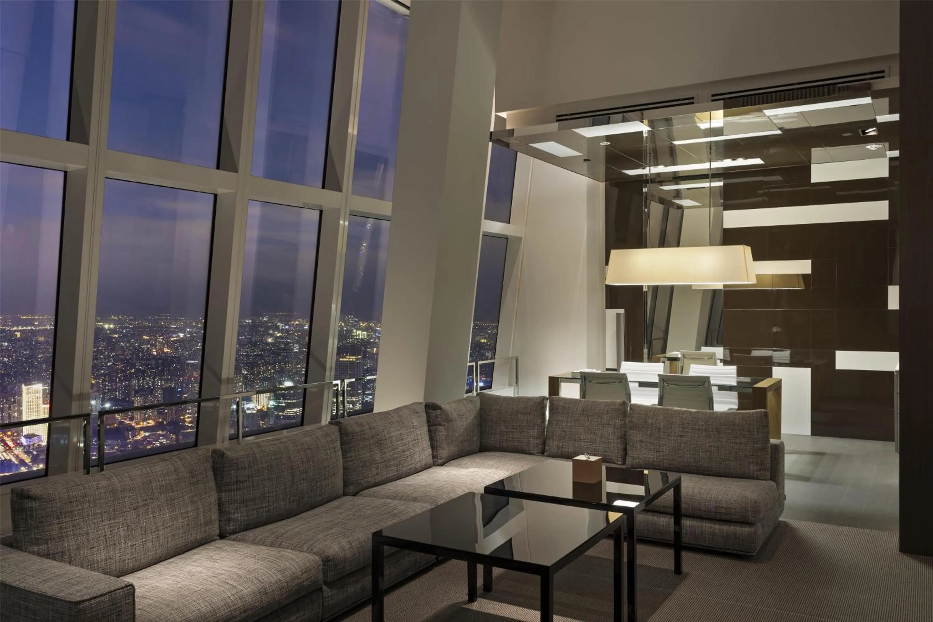 Photo of the whole room in Park Hyatt Shanghai