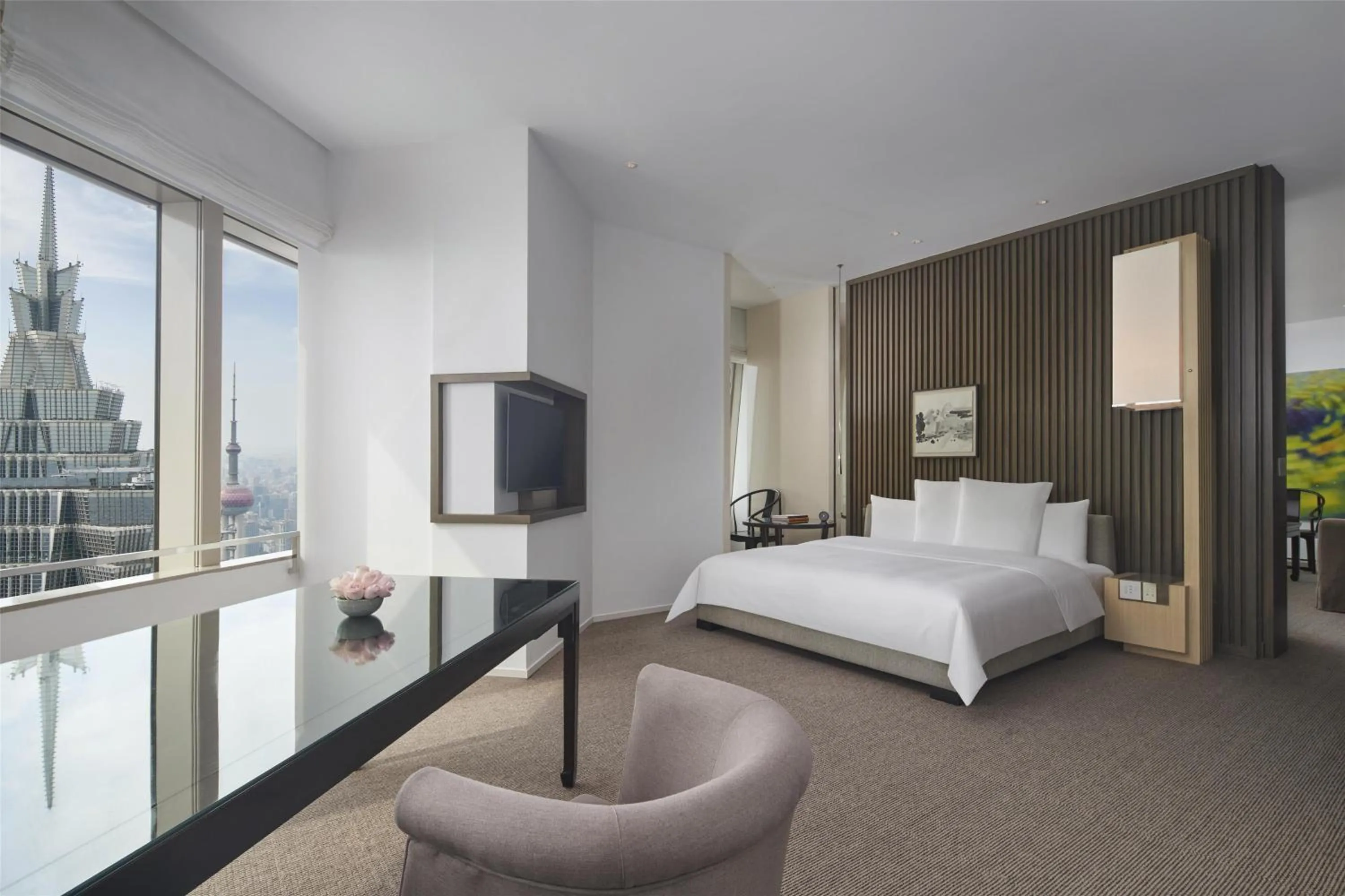 Photo of the whole room, Bed in Park Hyatt Shanghai