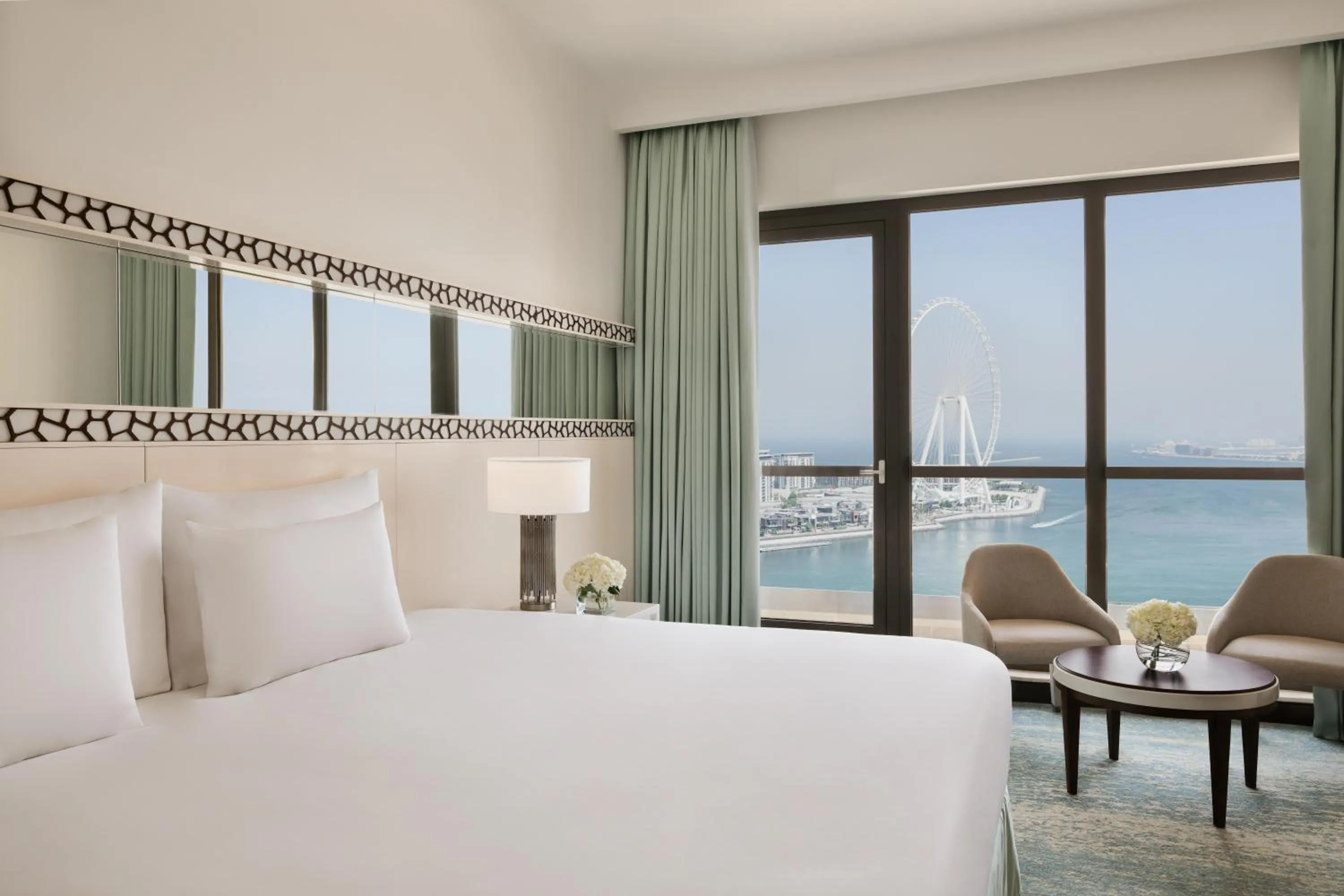 Photo of the whole room, Bed in JA Ocean View Hotel, Jumeirah Beach Dubai