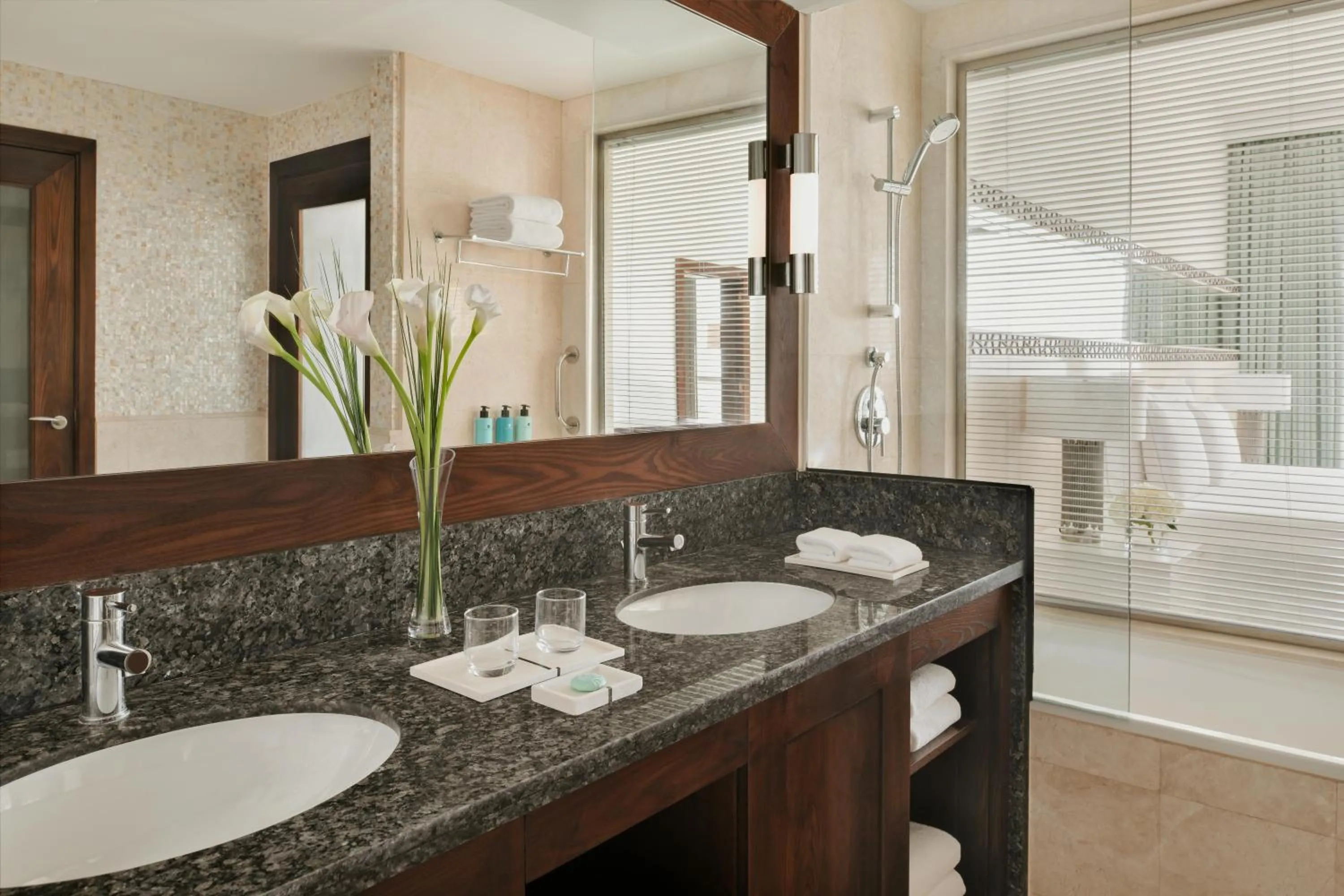 Bathroom in JA Ocean View Hotel, Jumeirah Beach Dubai