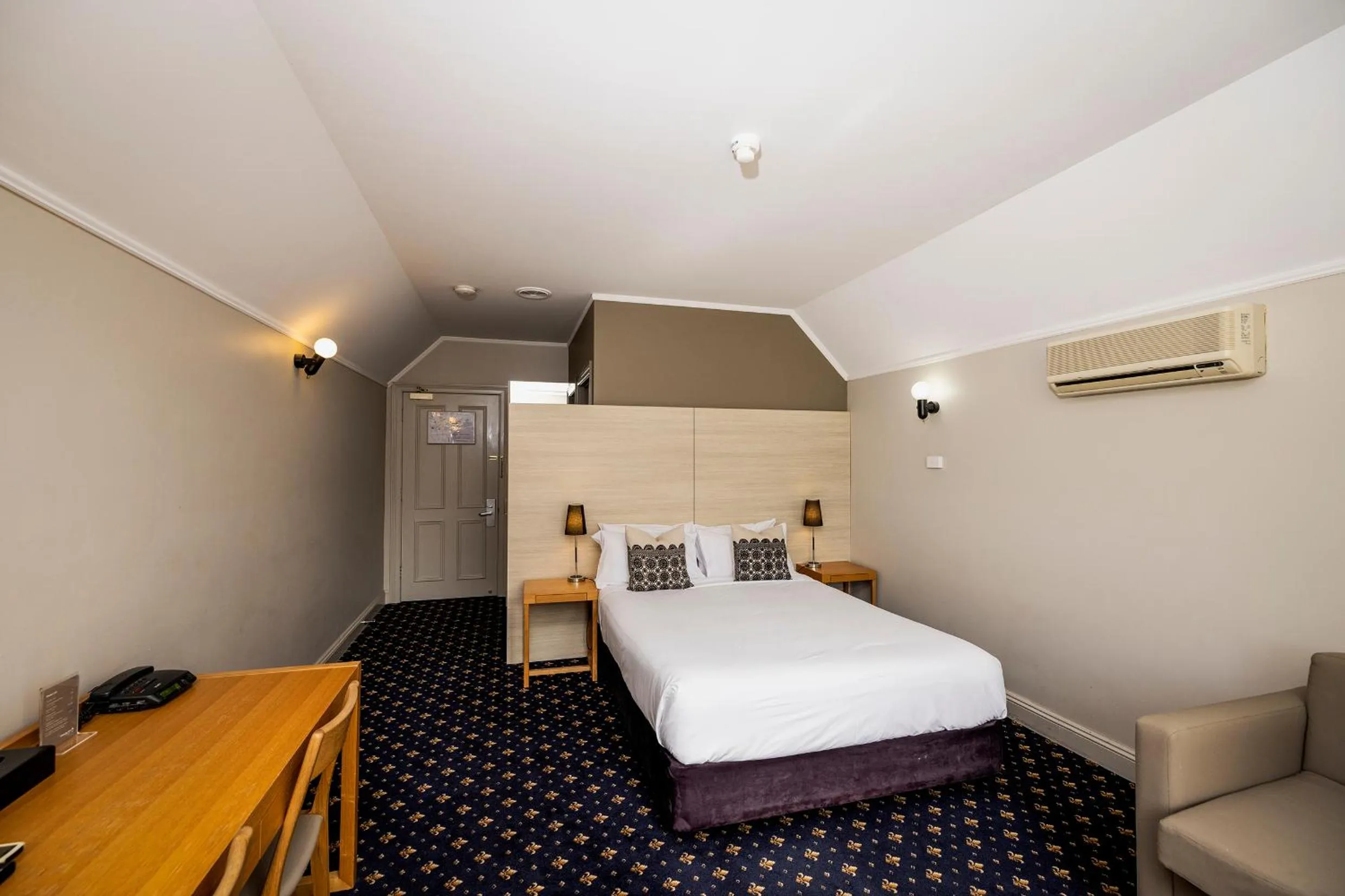 Bed in Sovereign Hill Hotel