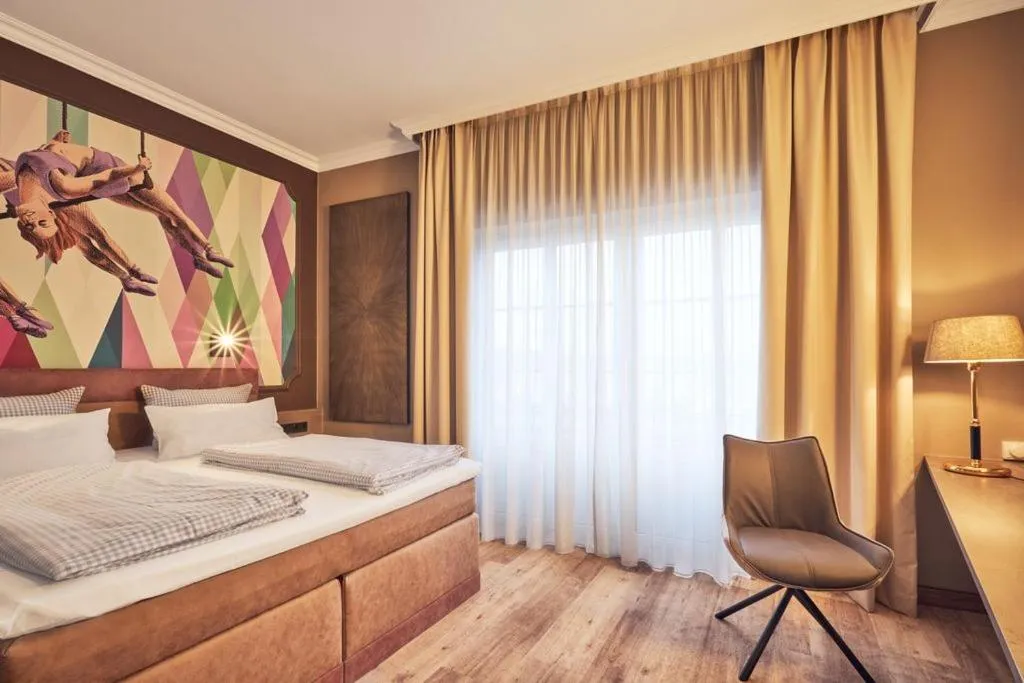 Bed in Hotel Starnberger See