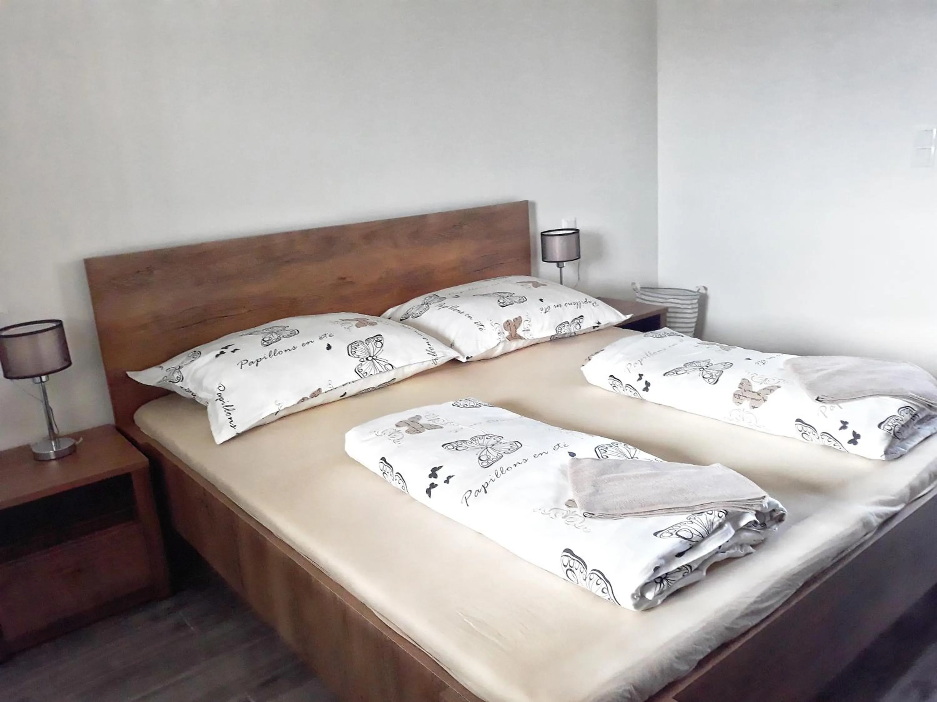 Bedroom, Bed in Cosy Holiday Apartment Keszthely