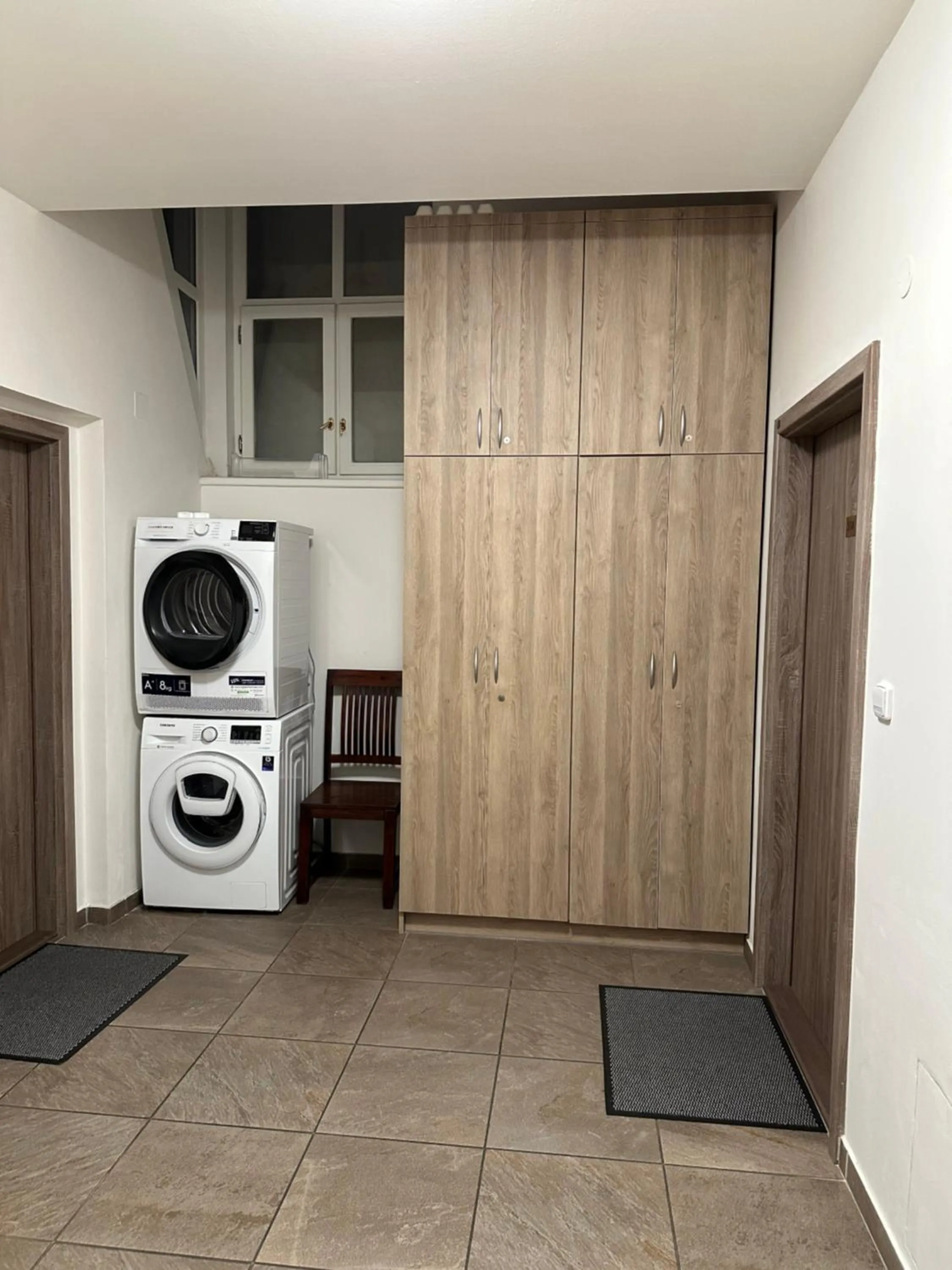 washing machine in Historic Centre Aparthotel X