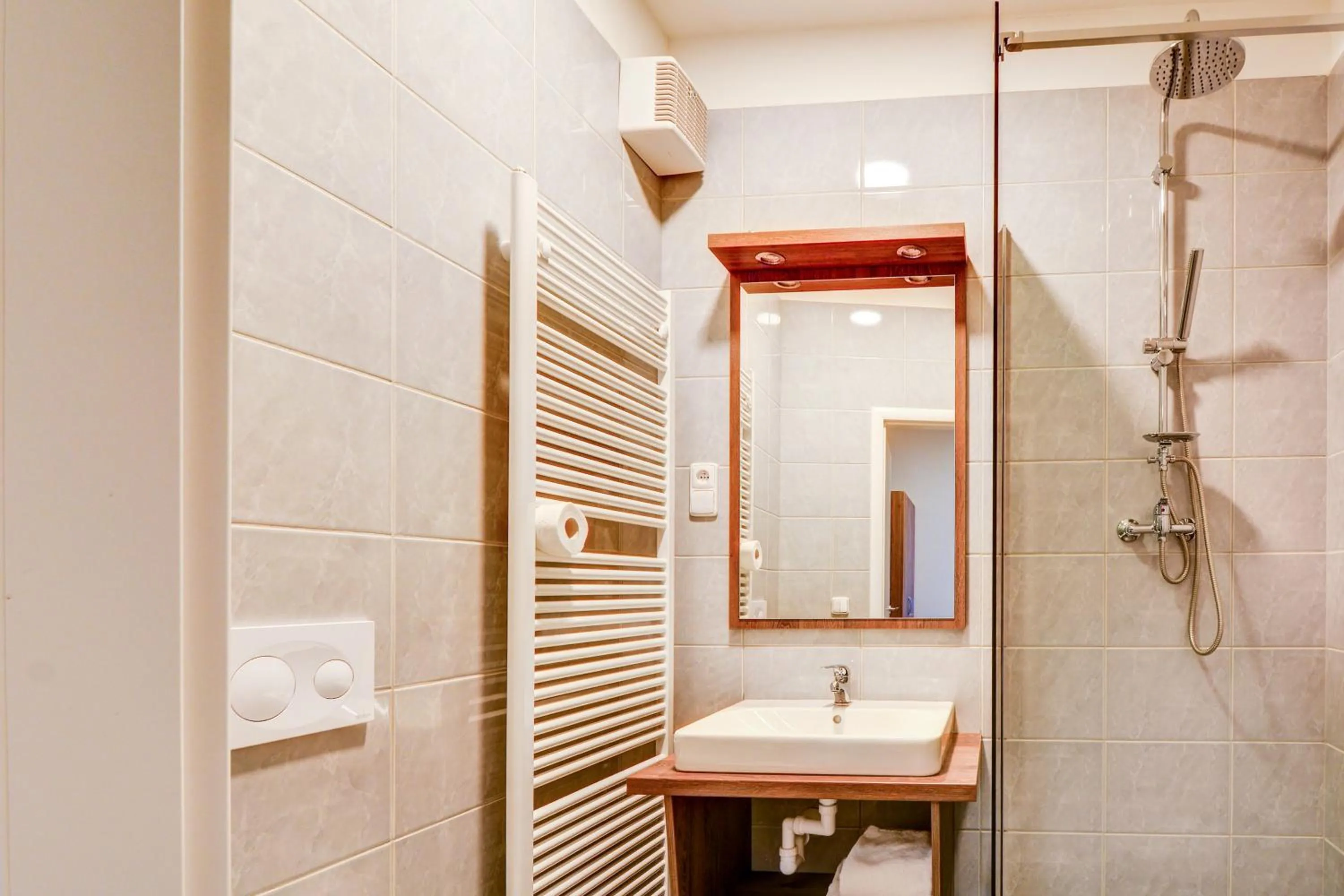 Bathroom in Historic Centre Aparthotel X