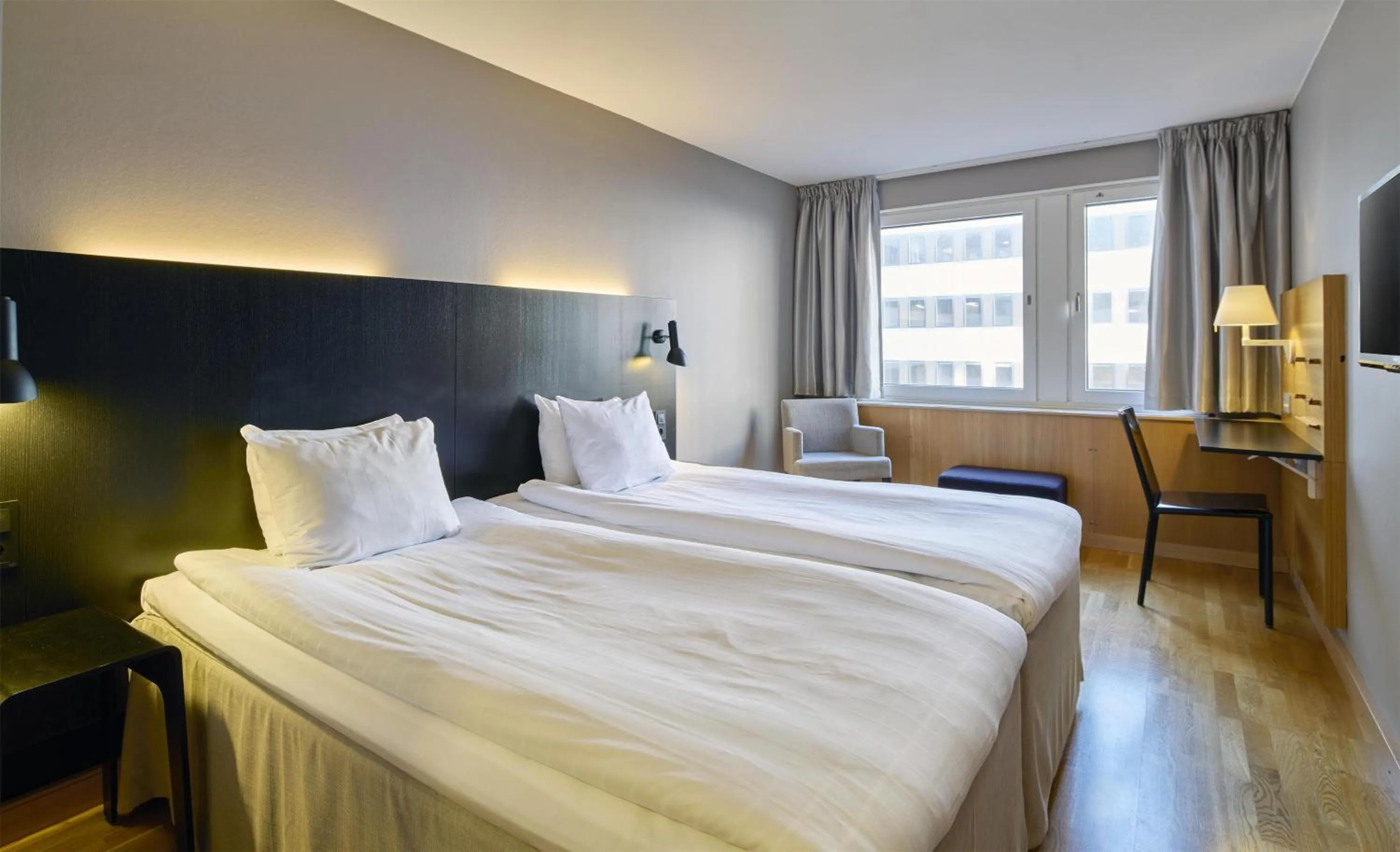 Bedroom, Bed in Scandic Europa