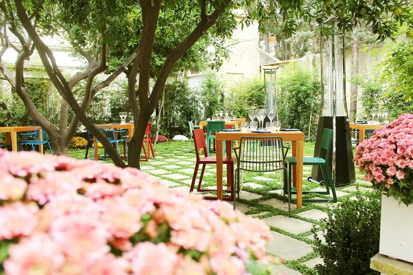 Restaurant/places to eat in B&B Palazzo Sambiasi