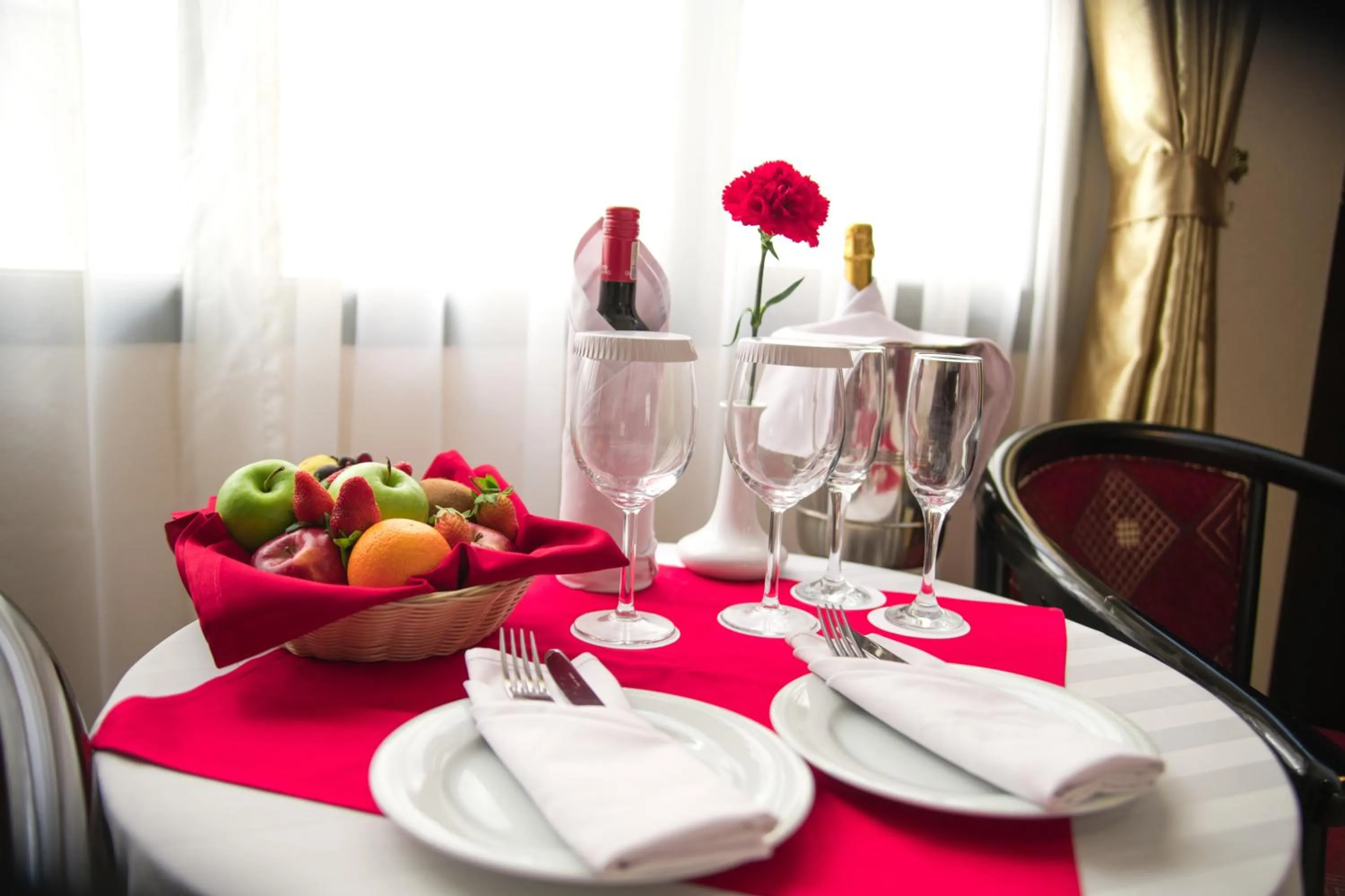 Food and drinks in Juffair Gate Hotel