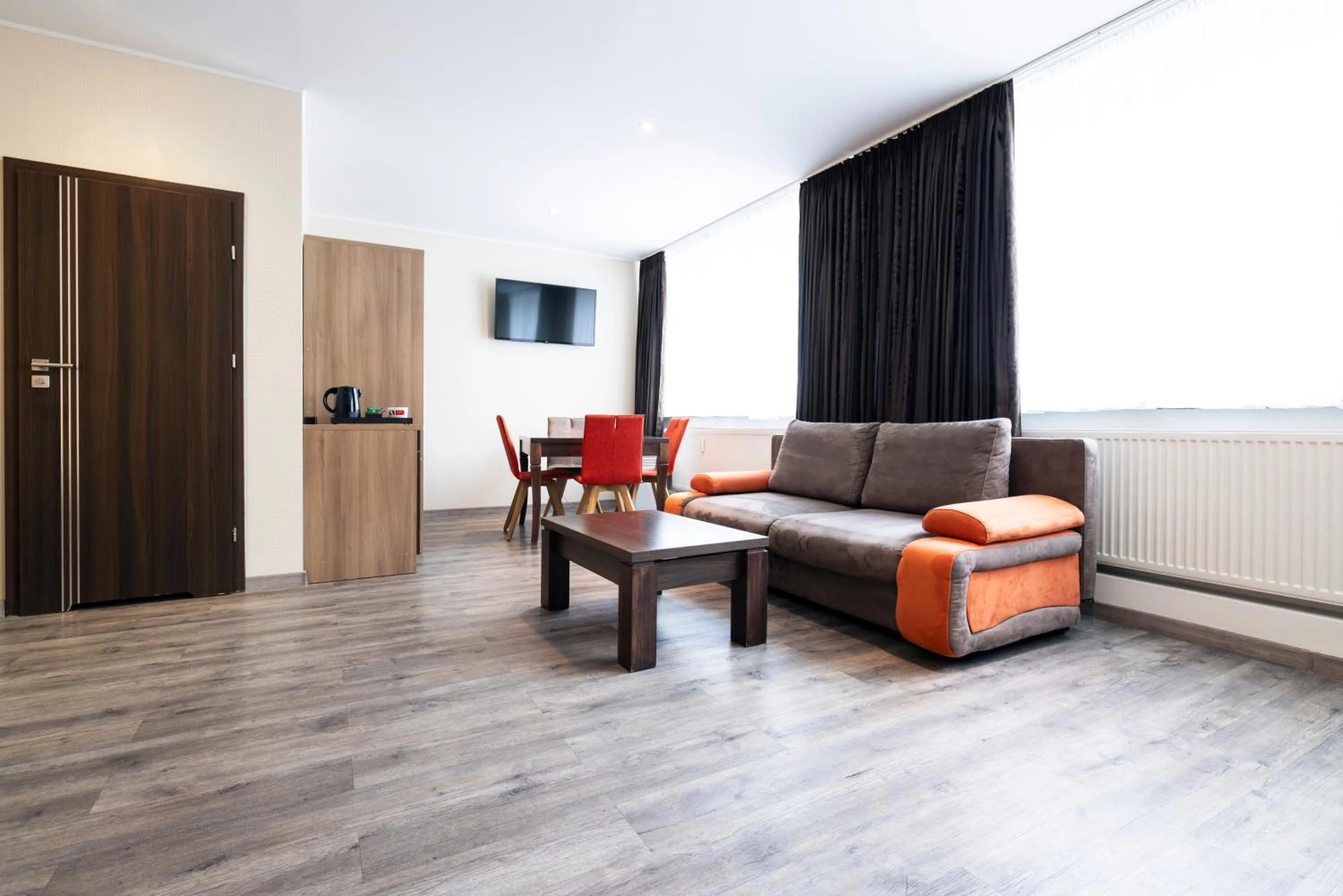 TV and multimedia in home Hotel