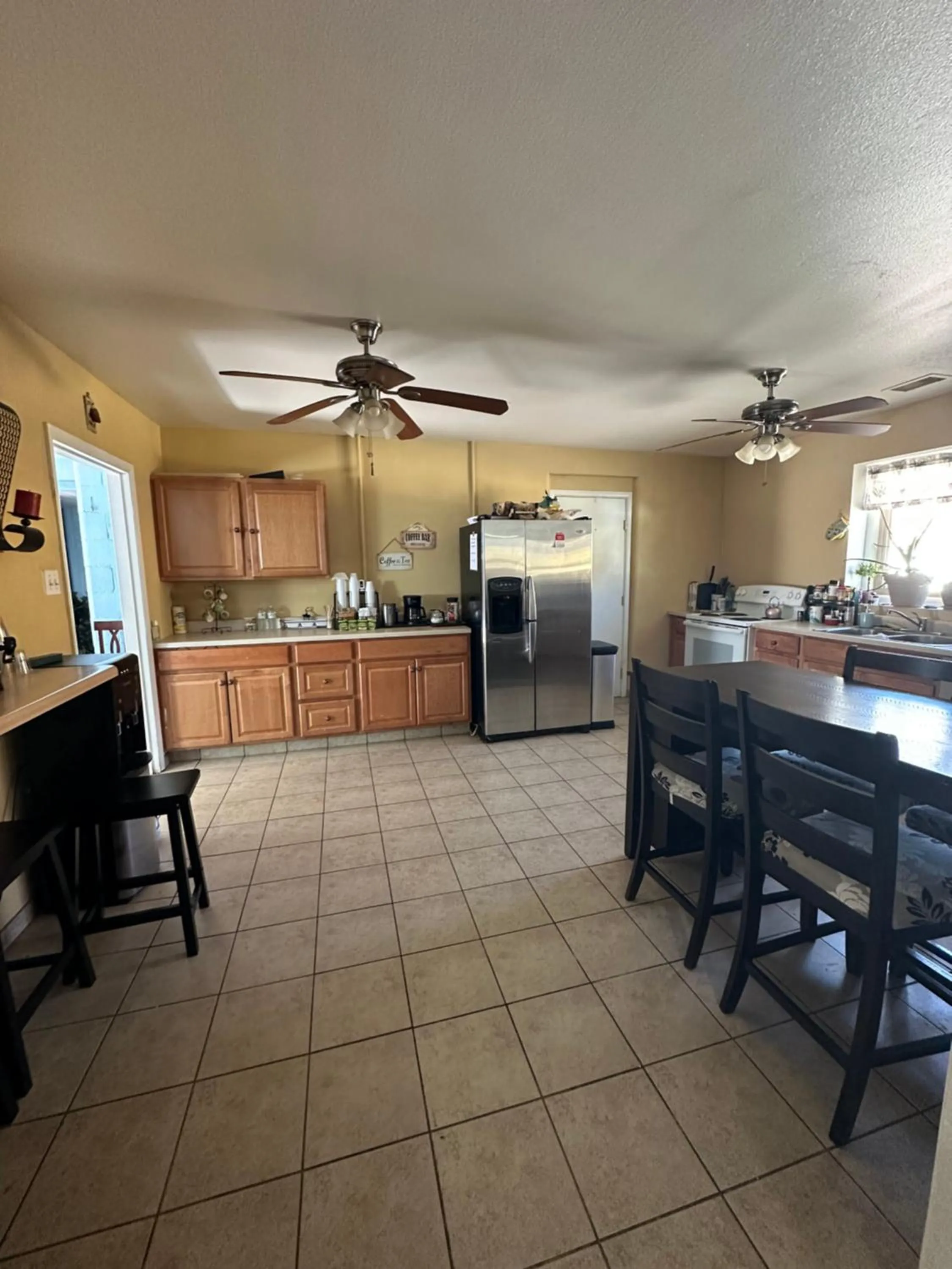 Kitchen or kitchenette in WILLIAMS AZ HOSTEL