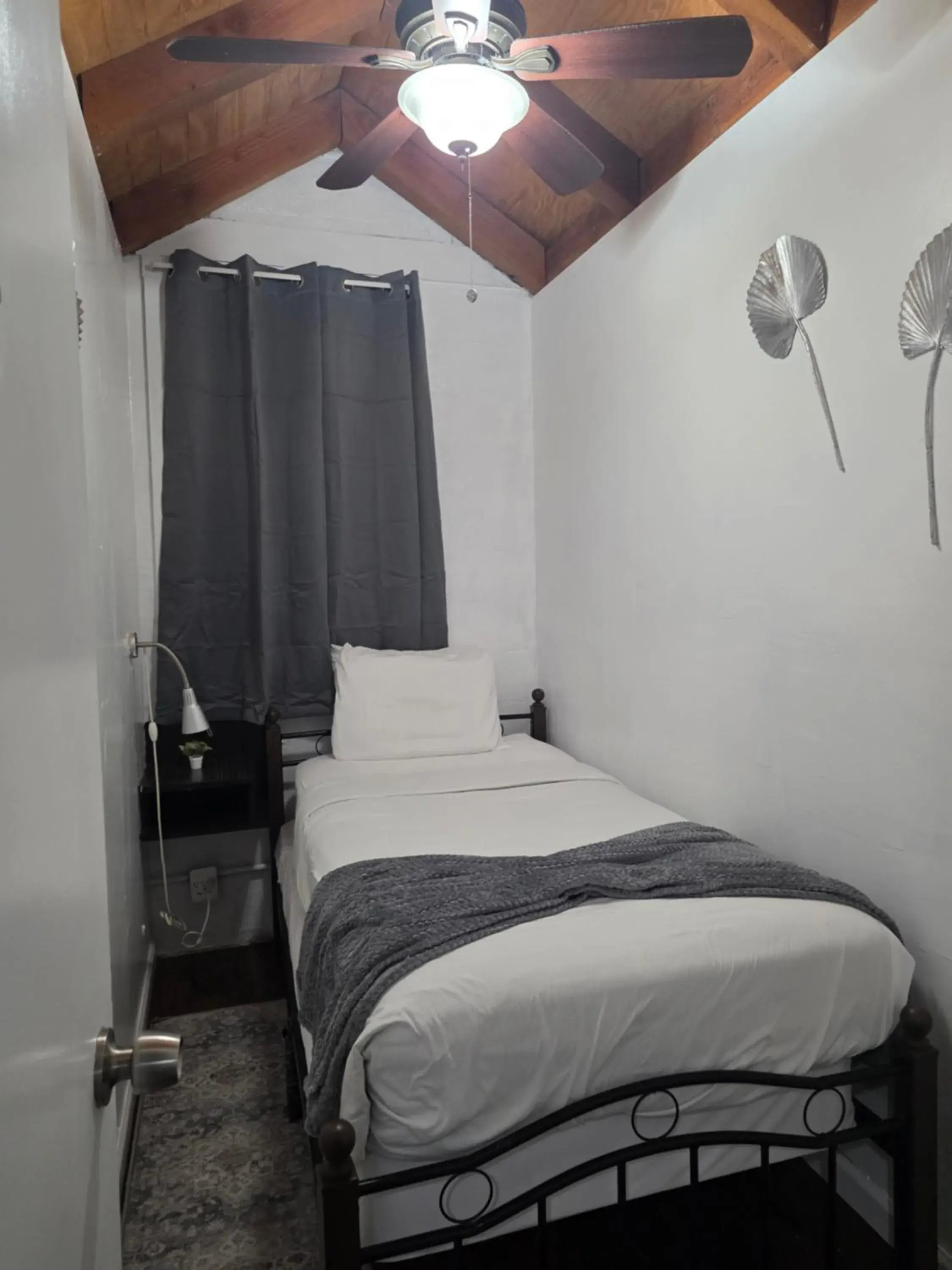 Single Room - single occupancy in WILLIAMS AZ HOSTEL Single Room - single occupancy in WILLIAMS AZ HOSTEL