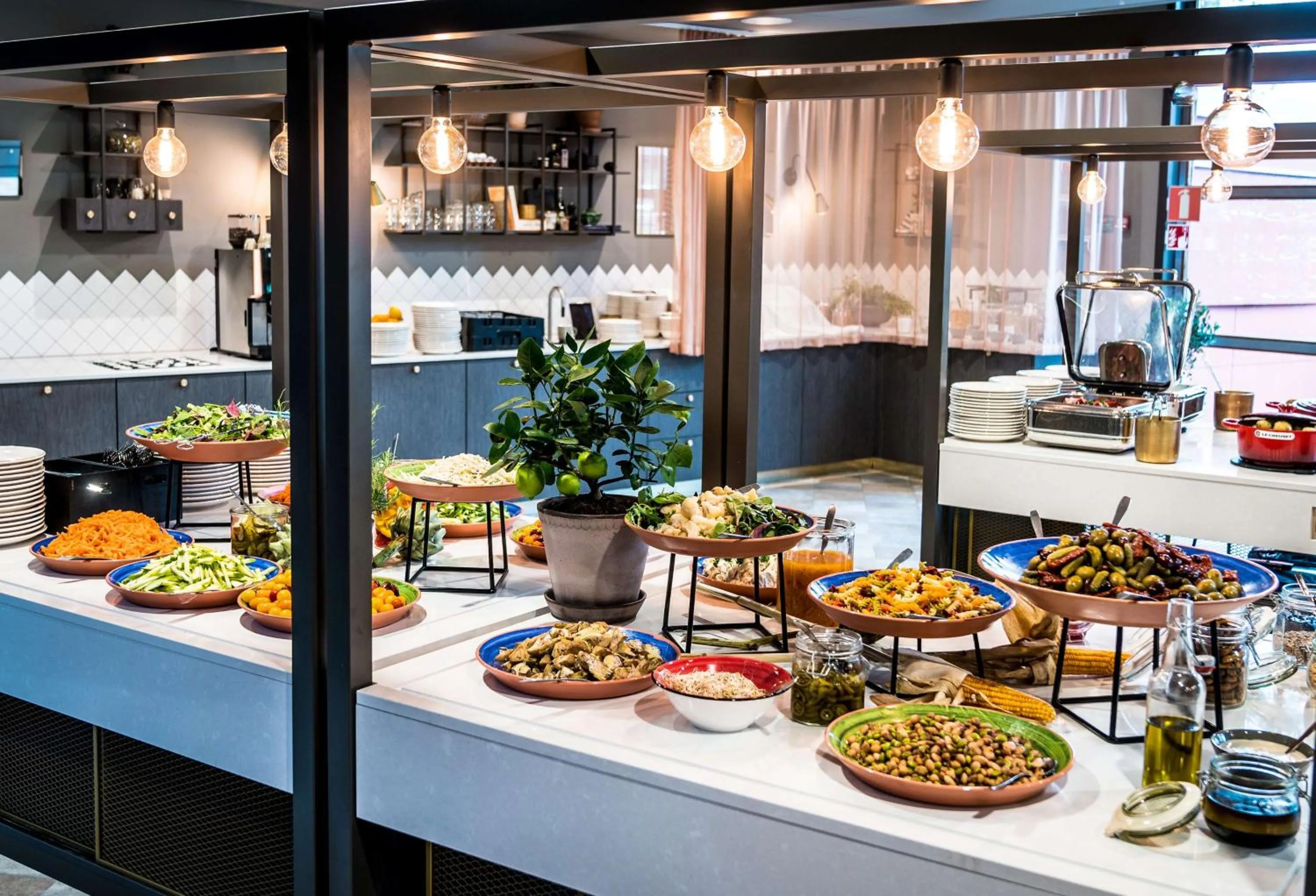 Restaurant/places to eat in Scandic Mölndal