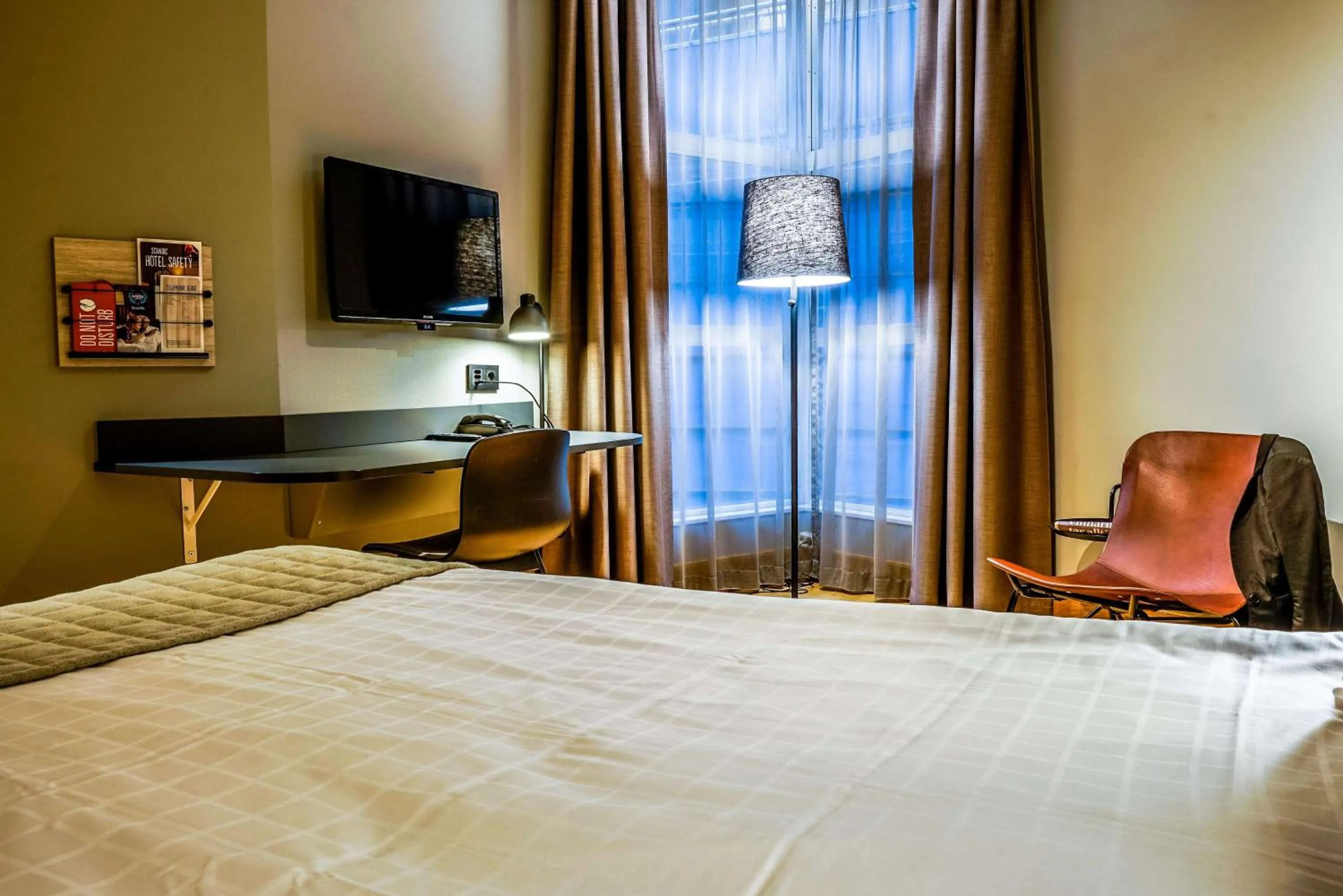 Bedroom, Bed in Scandic Mölndal