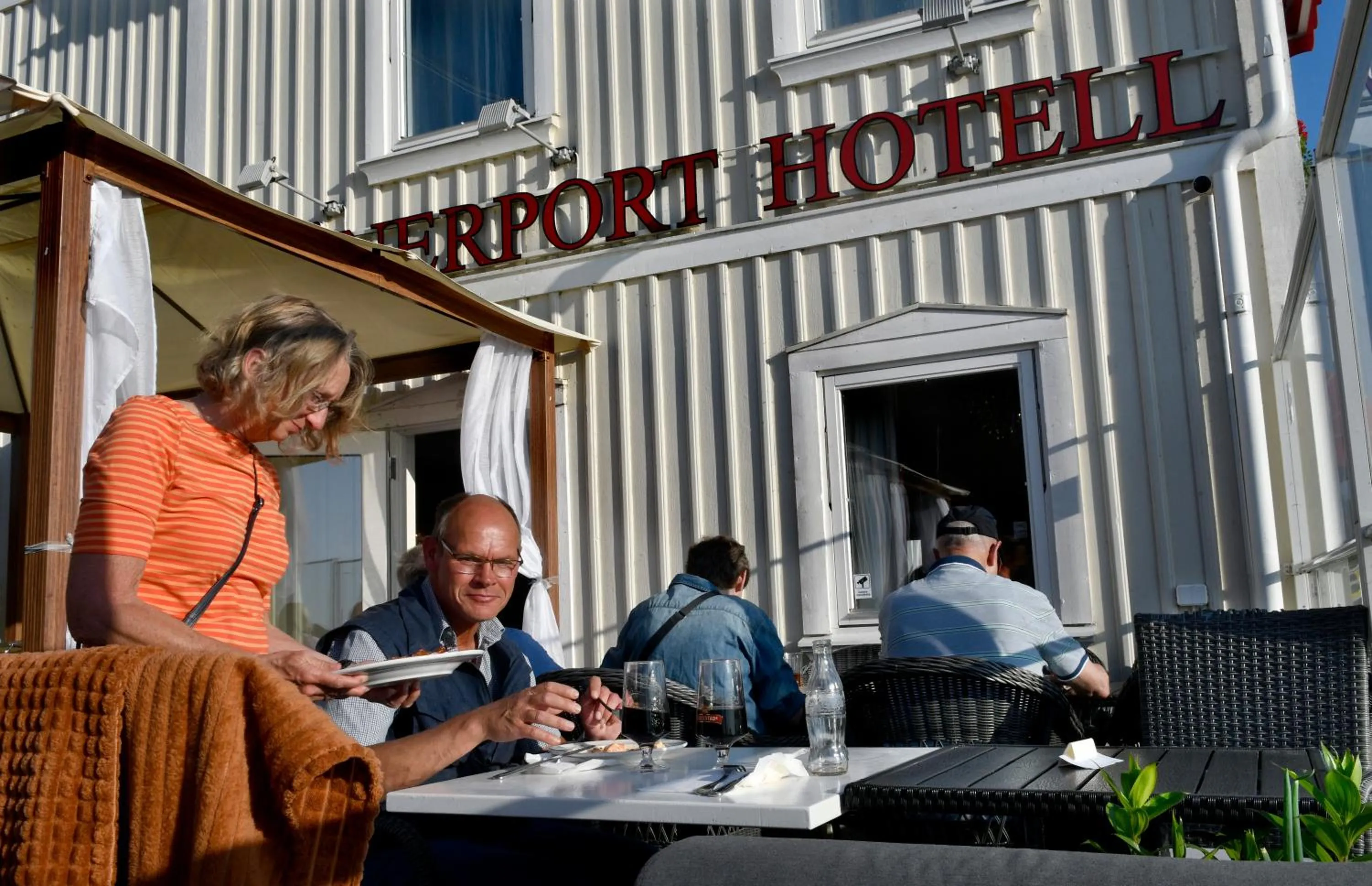 Facade/entrance in Vänerport Lakefront Hotell