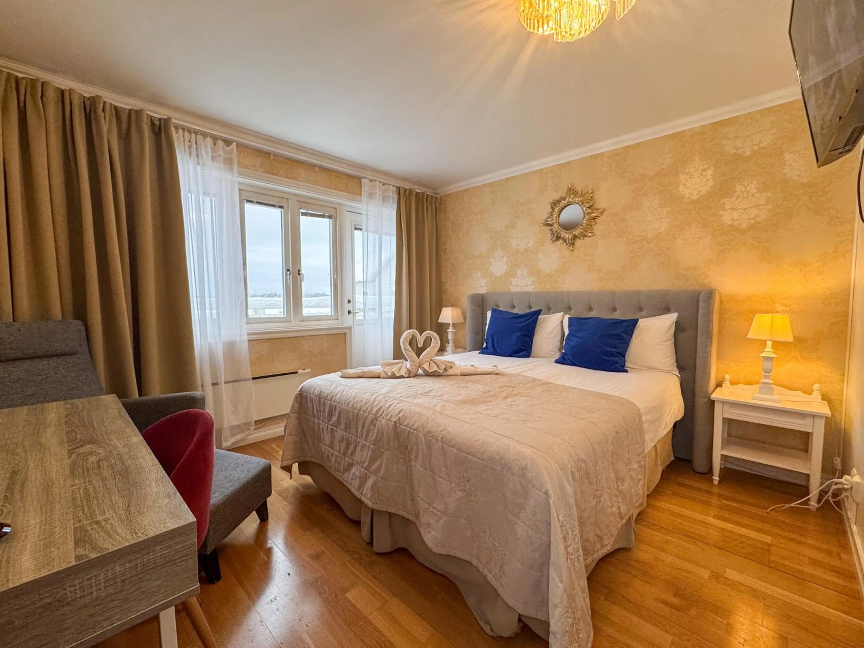 Bed in Vänerport Lakefront Hotell