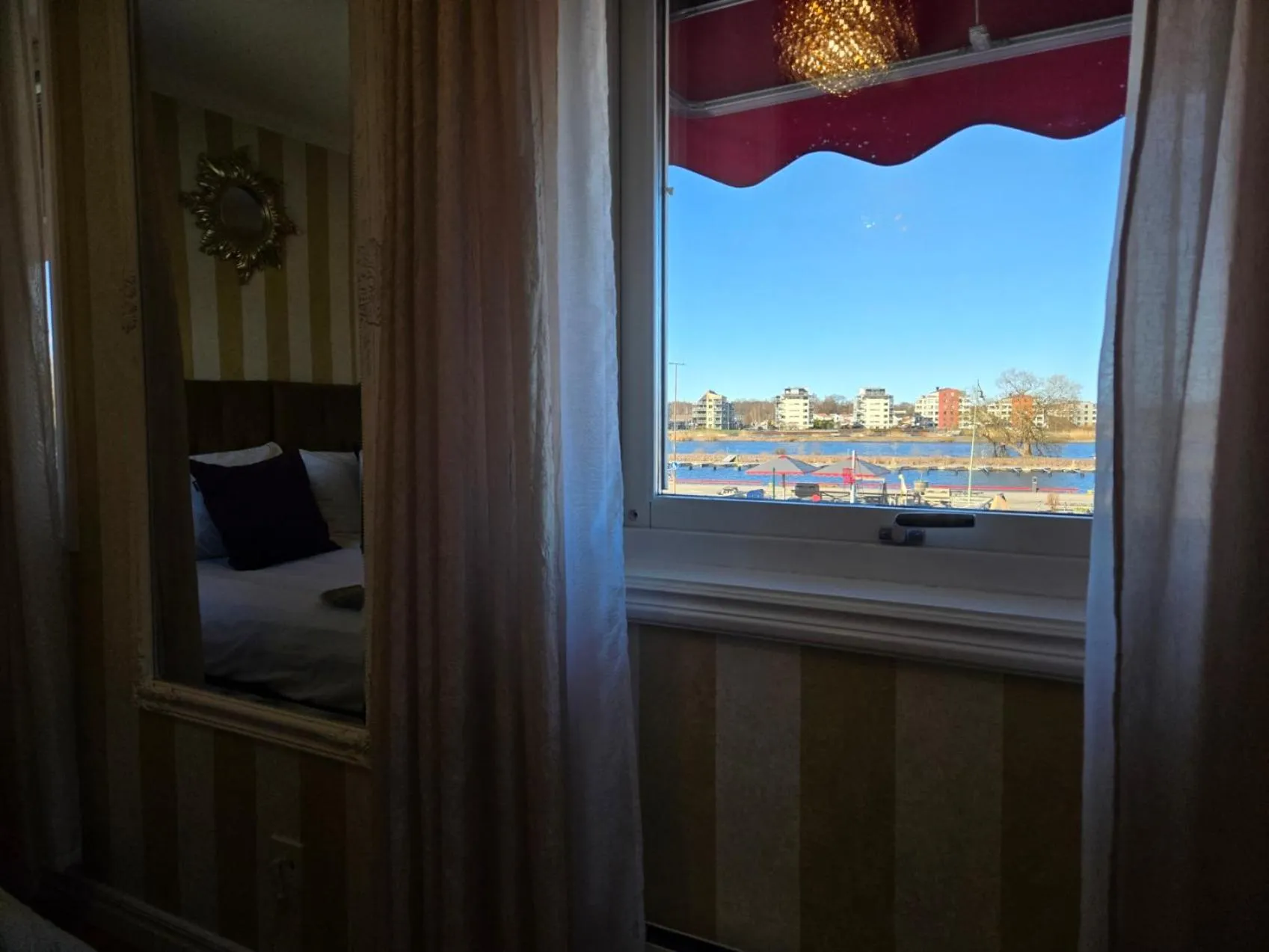 View (from property/room), Bed in Vänerport Lakefront Hotell