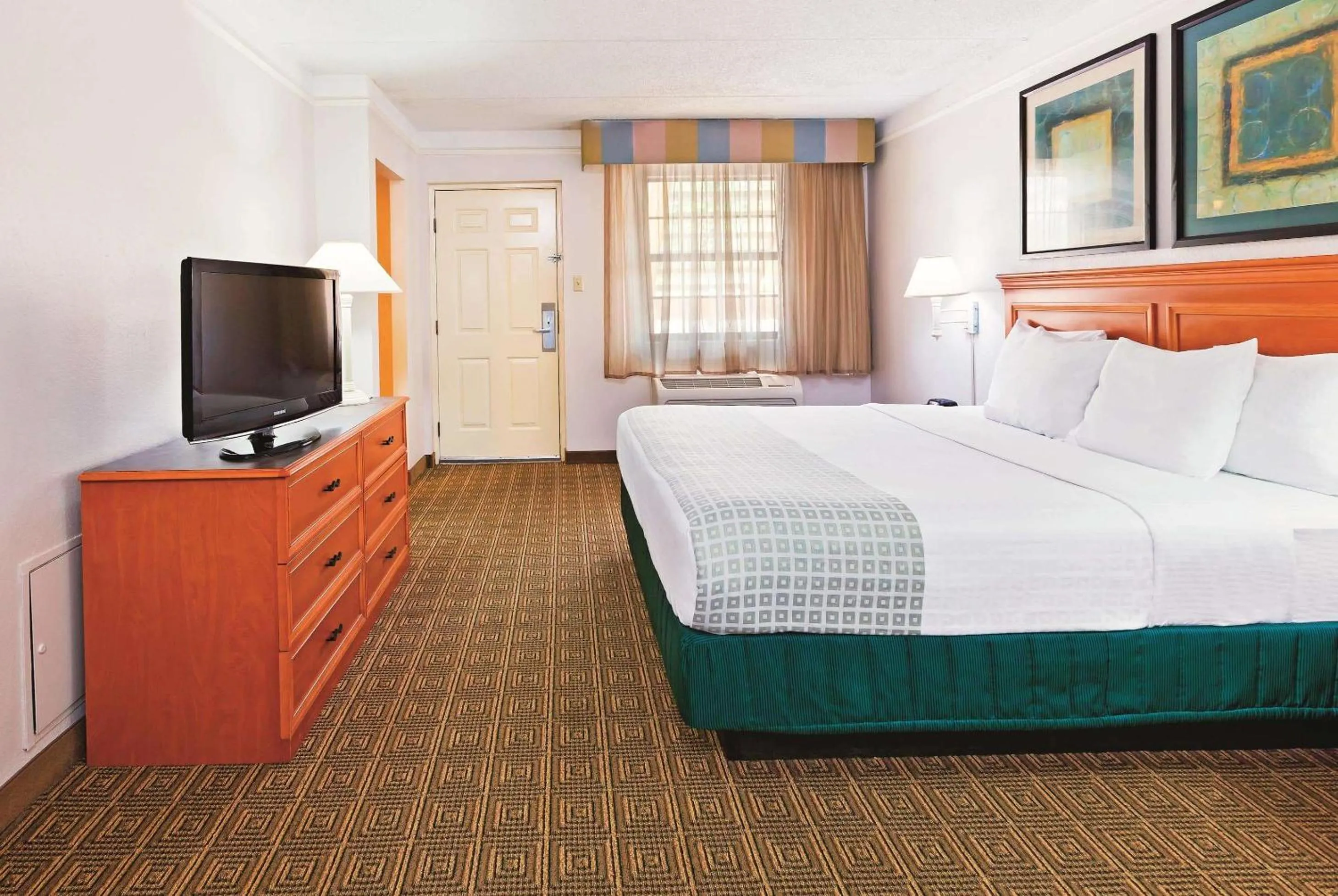 Deluxe King Room in La Quinta Inn by Wyndham College Station