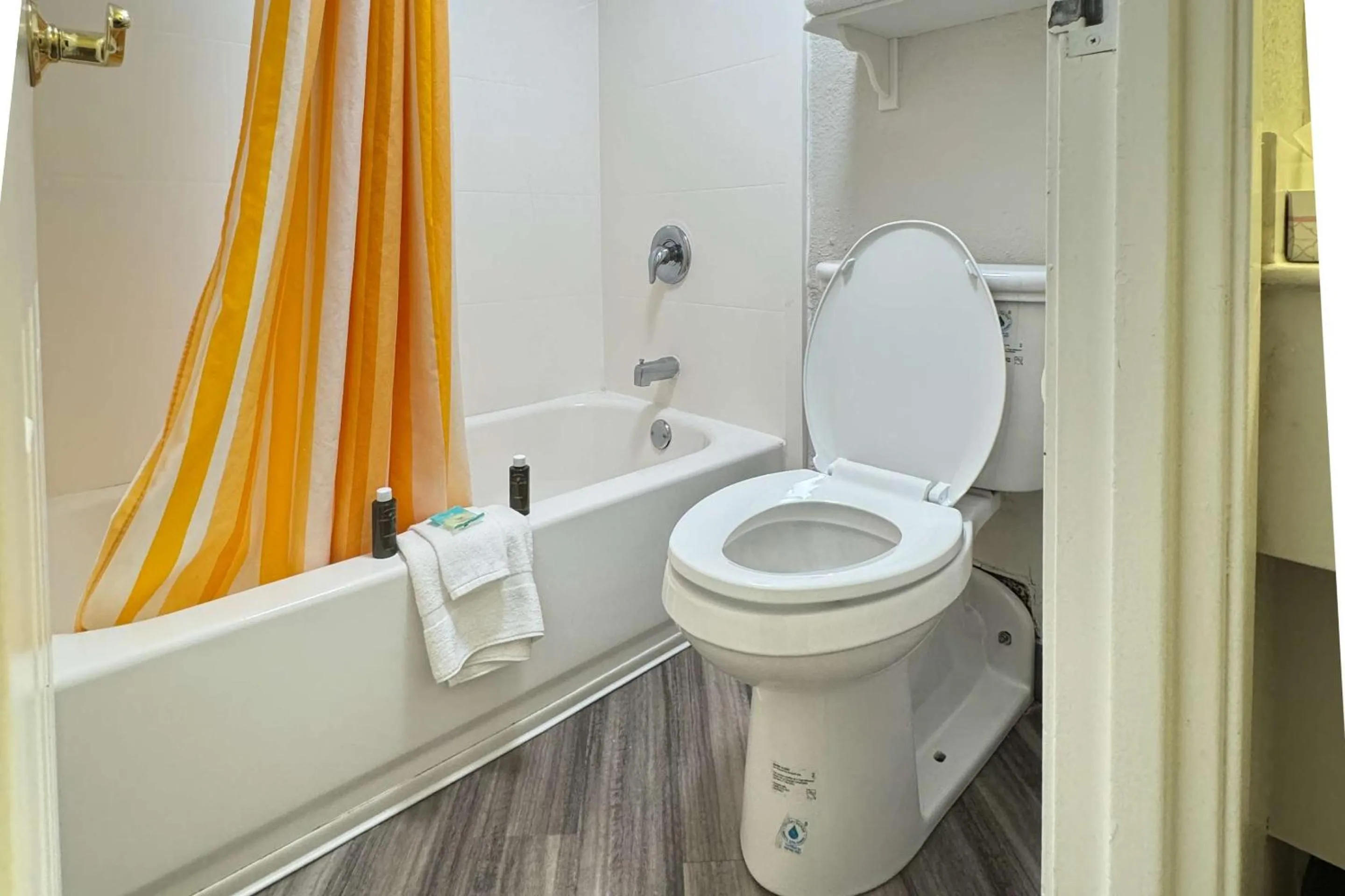 Bedroom in La Quinta Inn by Wyndham College Station