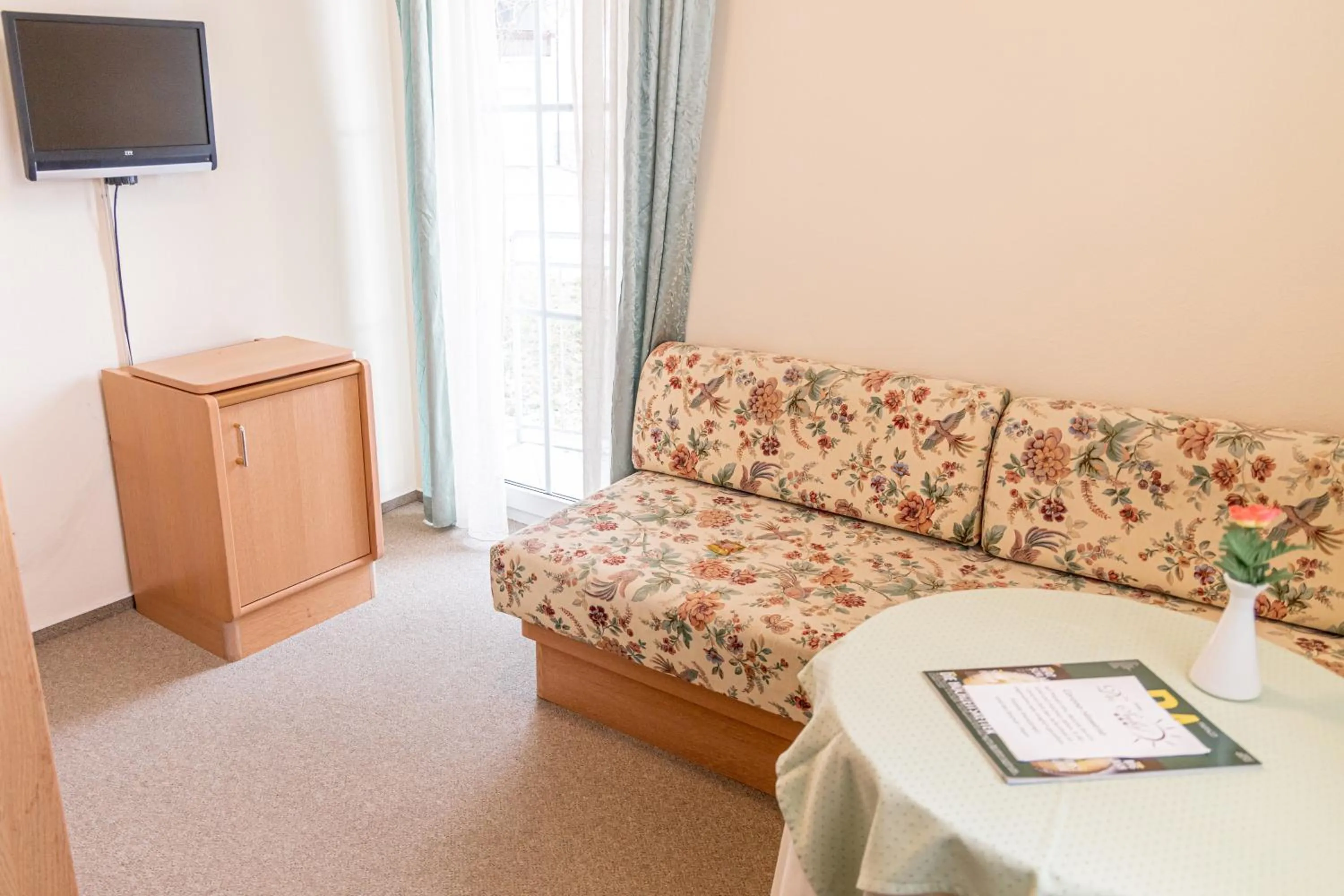 Photo of the whole room in Hotel Der Seehof