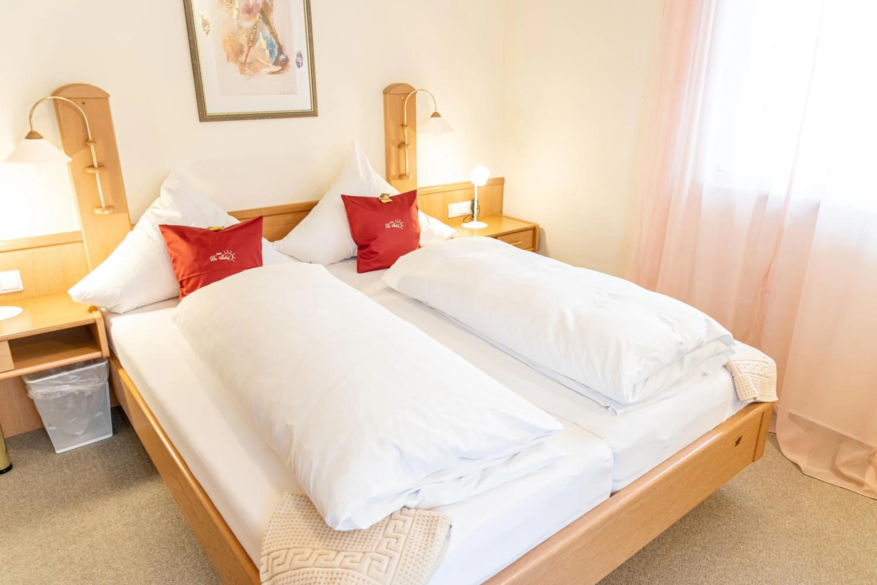 Bedroom, Bed in Hotel Der Seehof