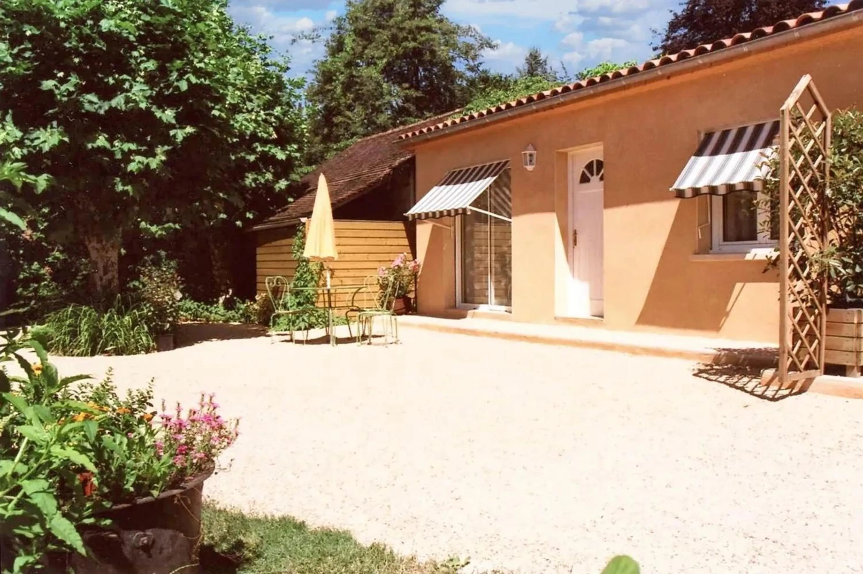 Property building in Villa de charme, Sarlat-la-Canéda, jardin