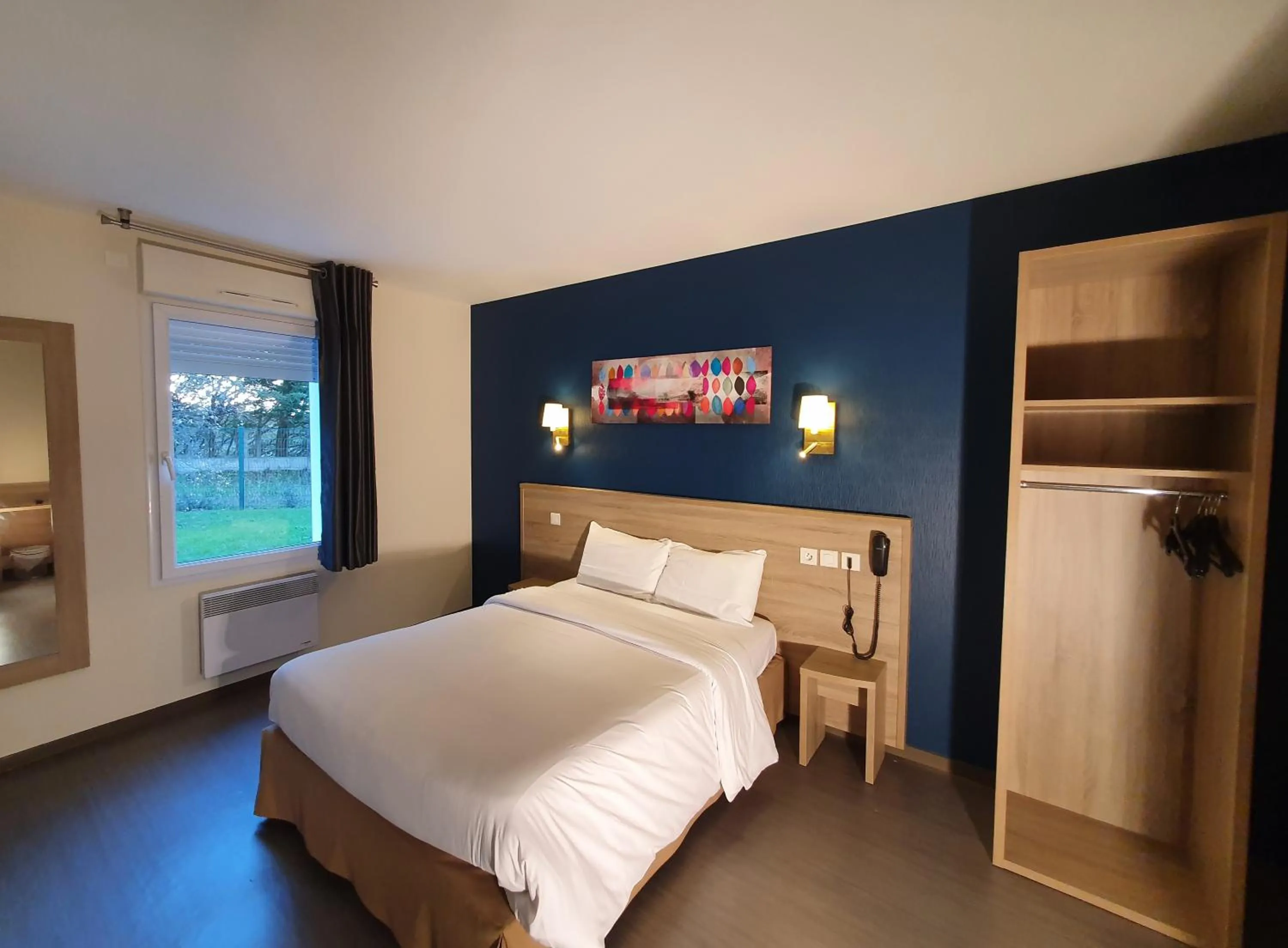 Photo of the whole room, Bed in Hotel Salea