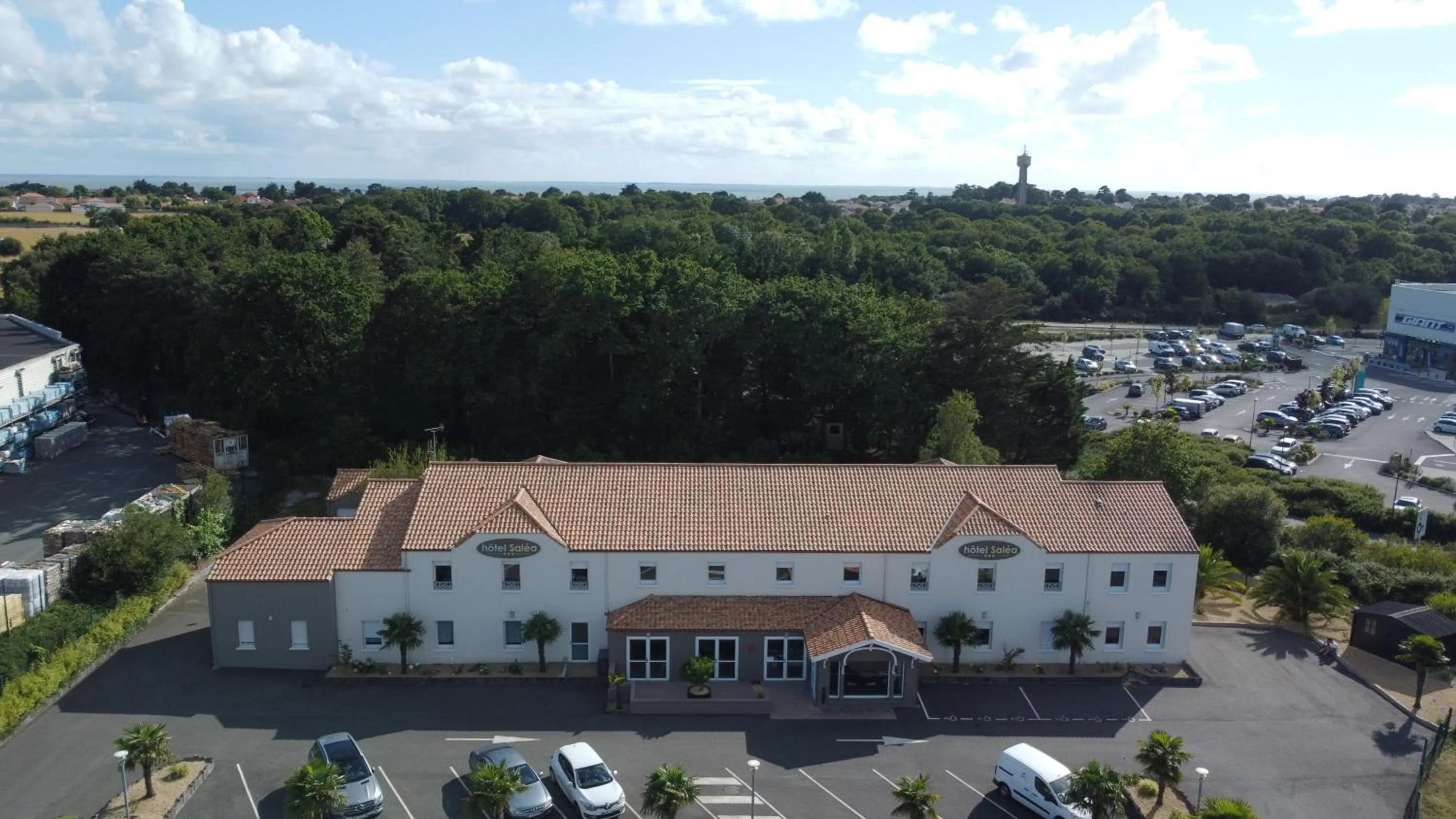 Property building in Hotel Salea