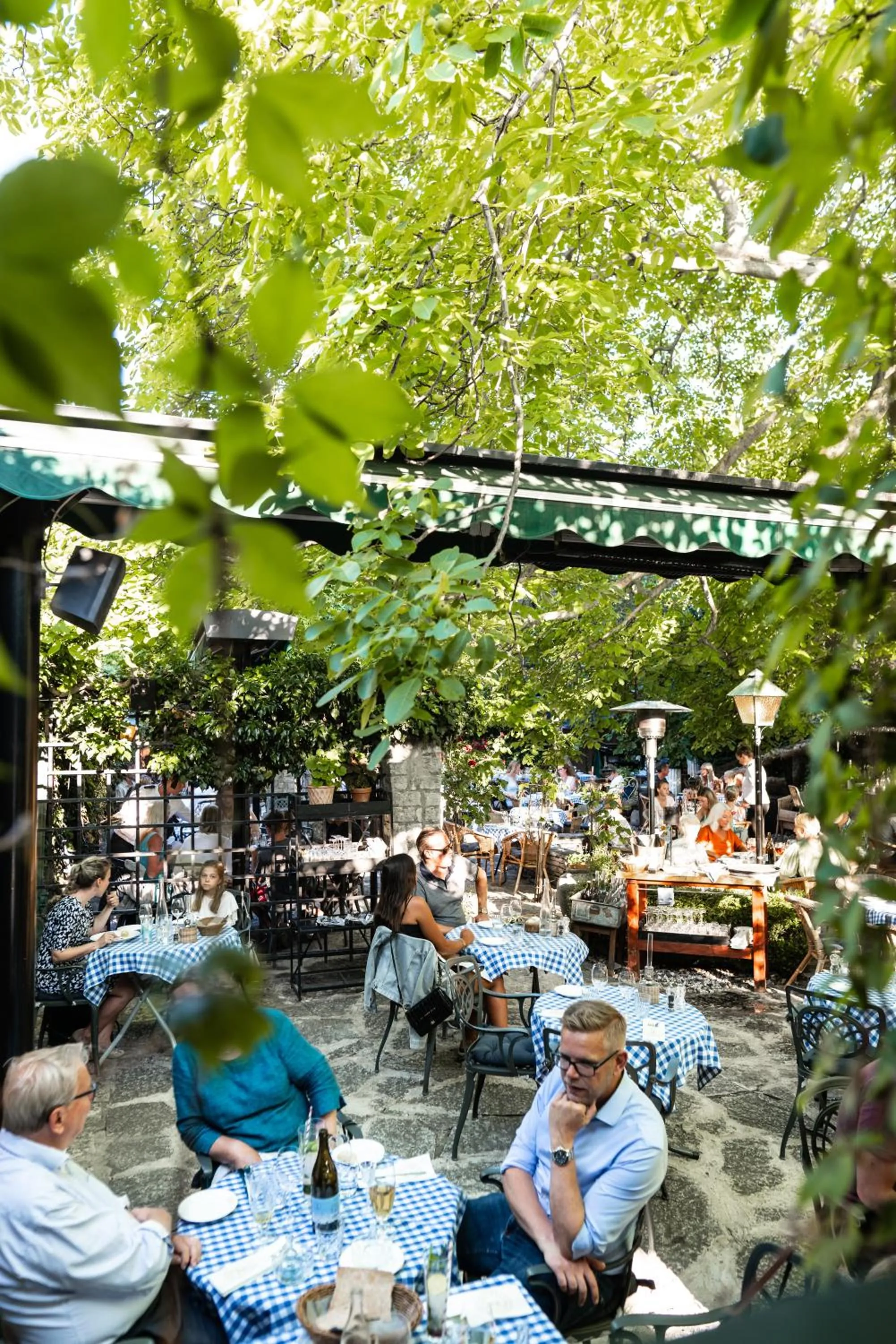 Restaurant/places to eat in Hotell Lindgården