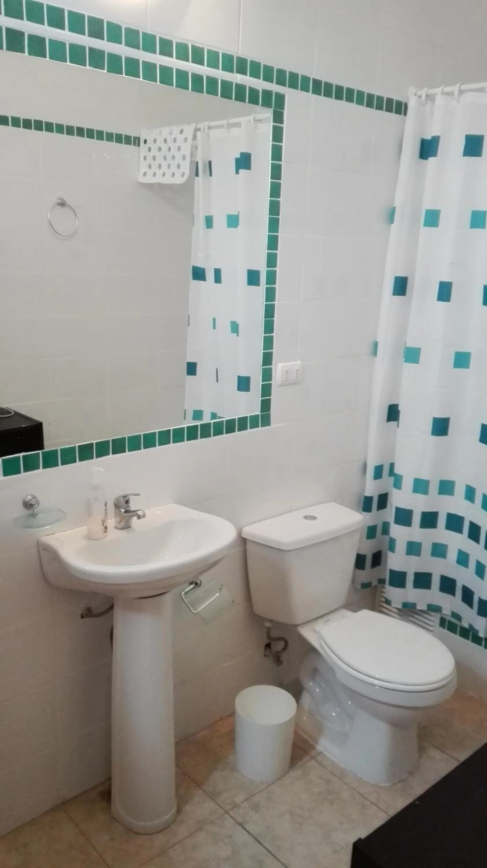 Bathroom in Mediterraneo Apartments (Recreo)