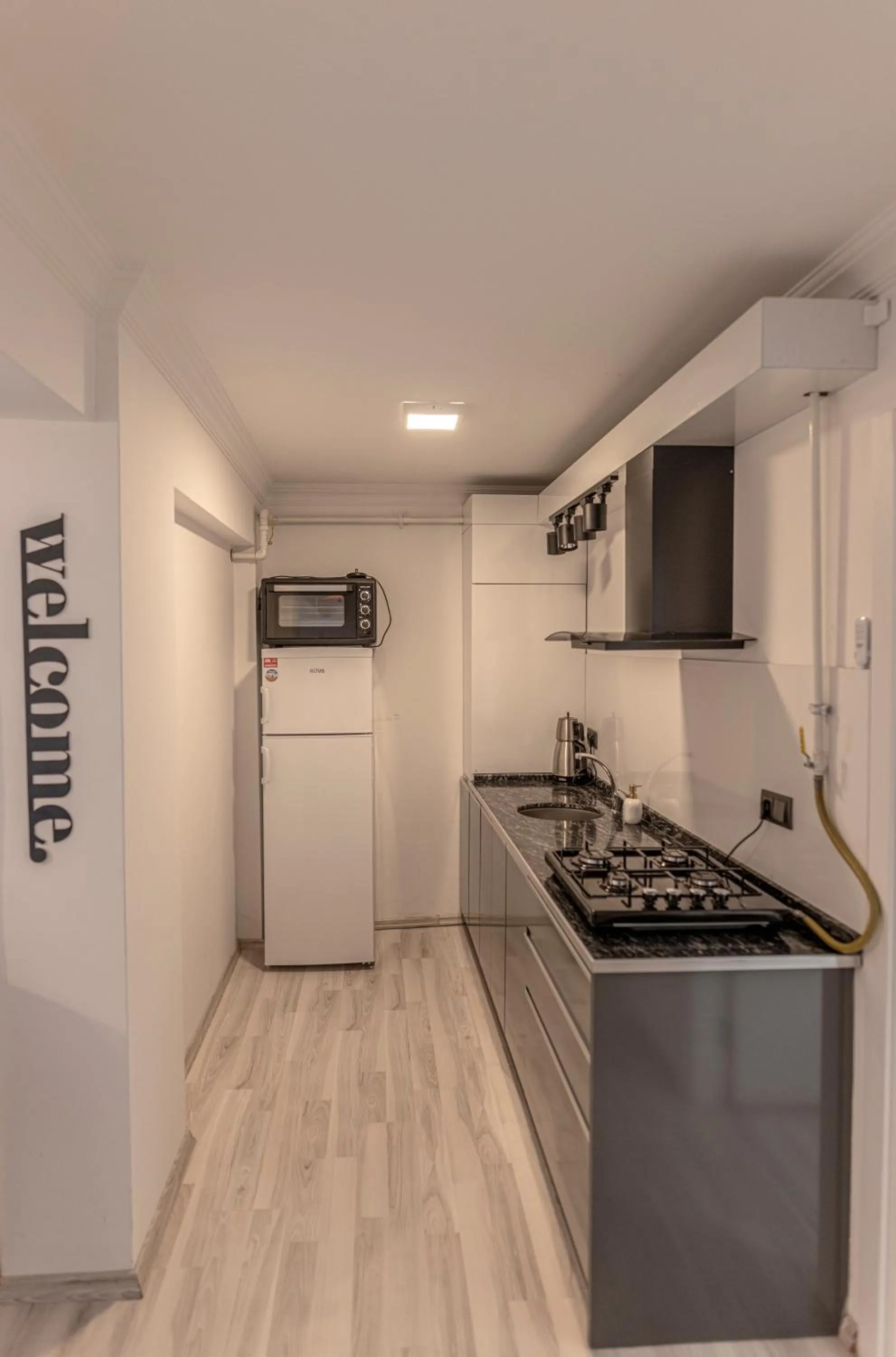 Kitchen or kitchenette in Zb home