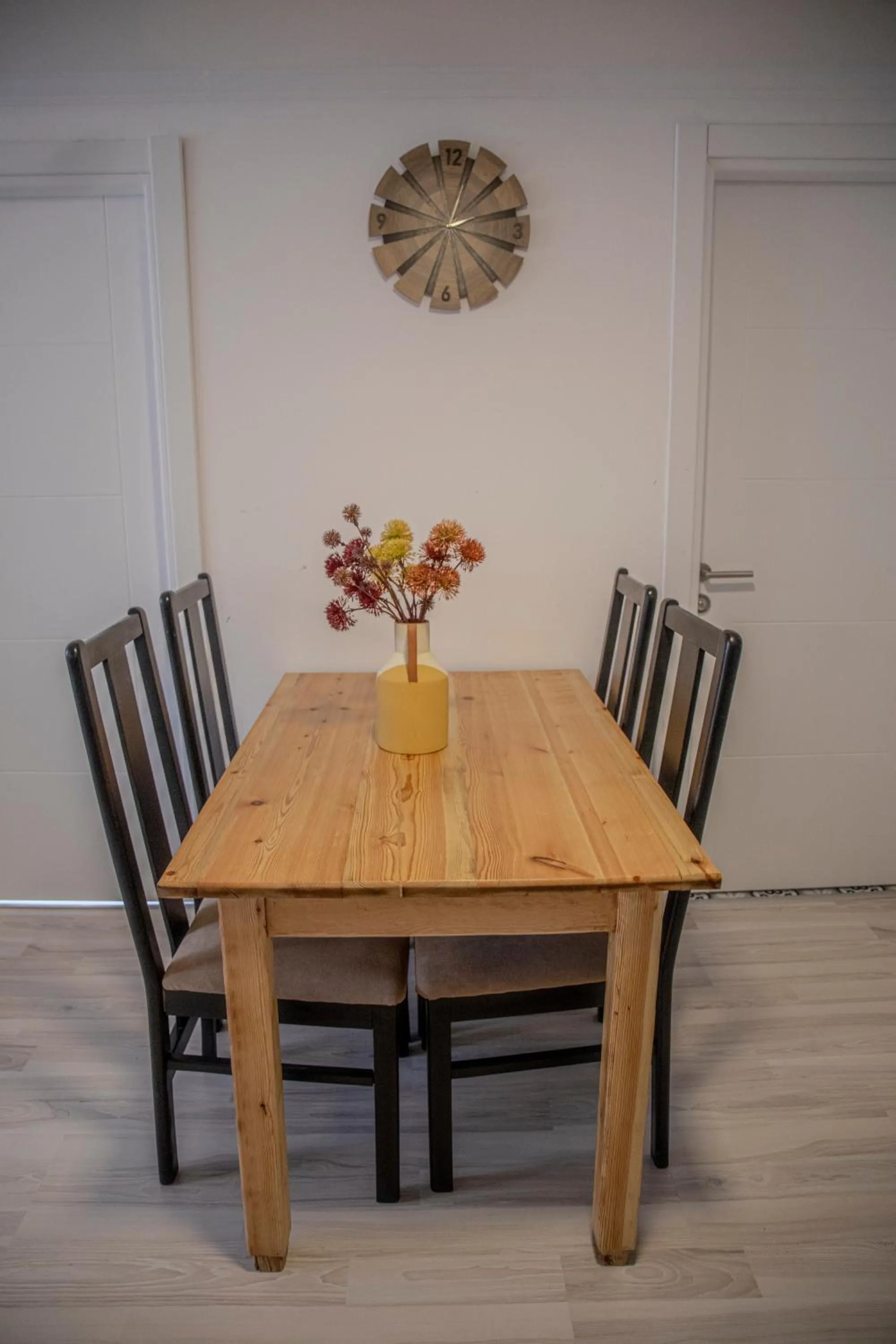 Dining area in Zb home