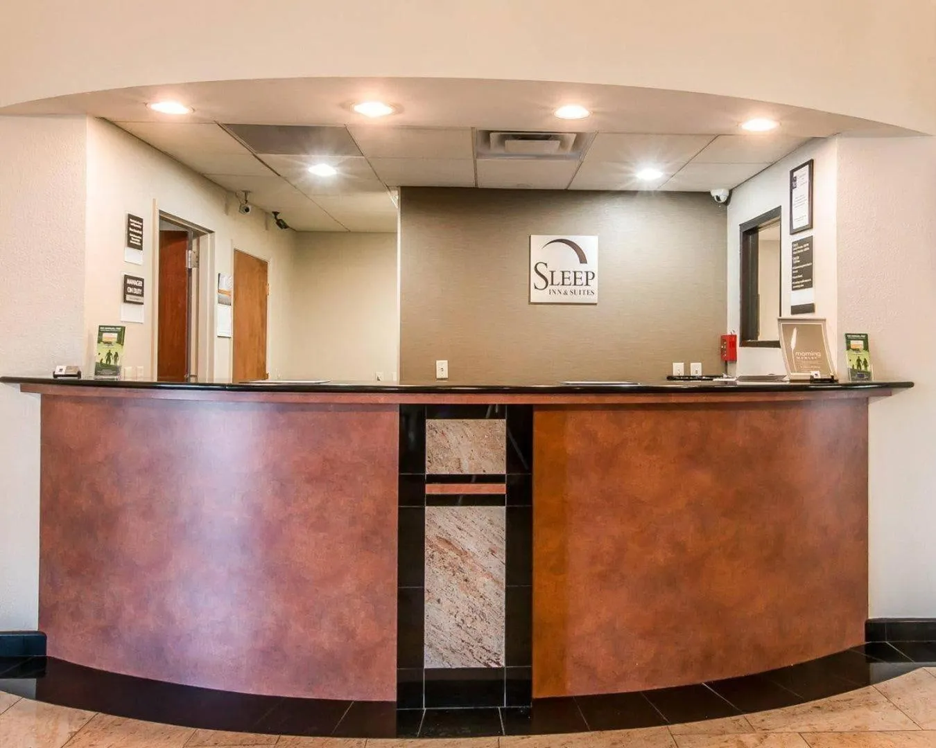 Lobby or reception in Sleep Inn & Suites Winchester near University