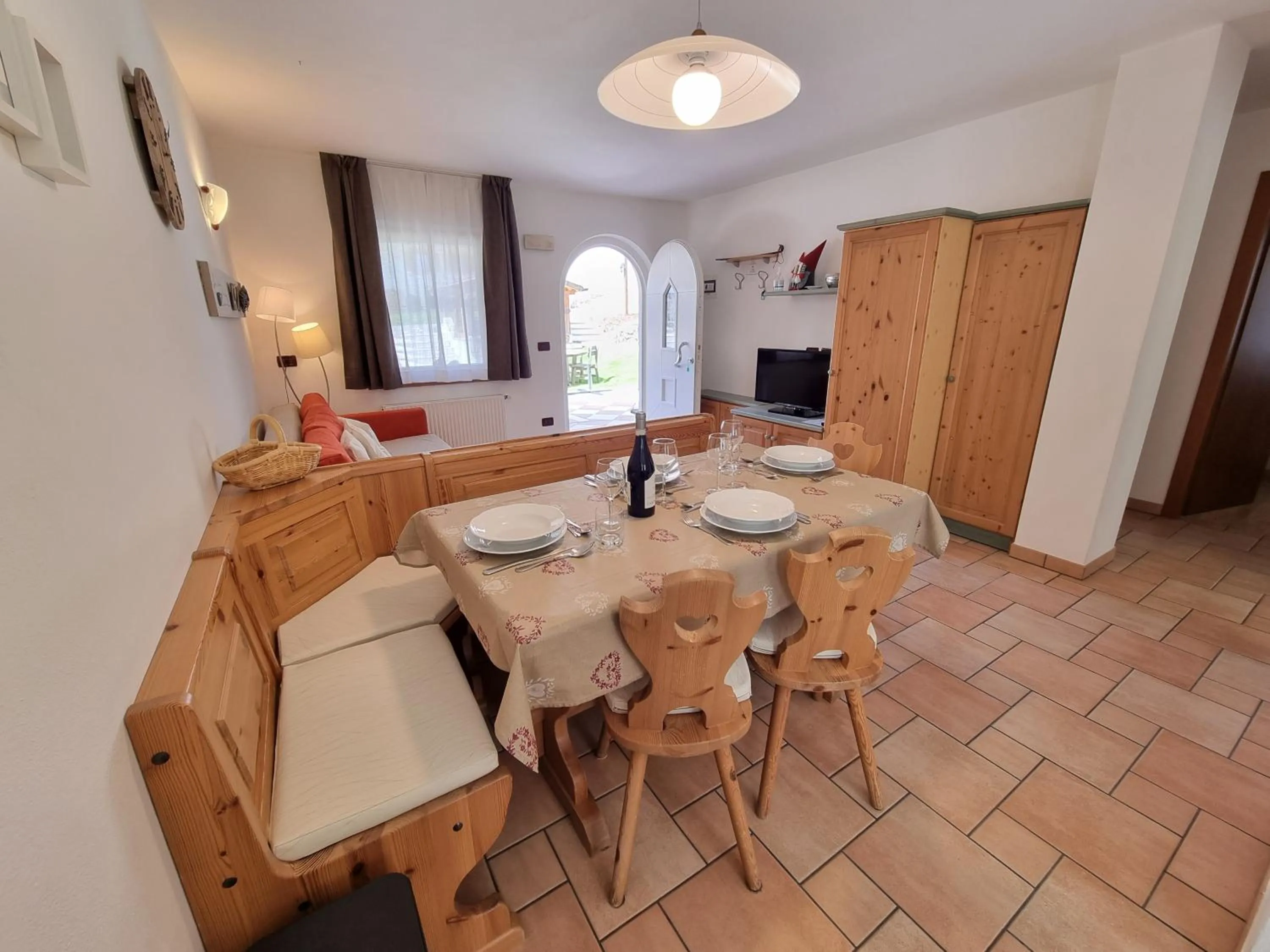 Dining area in Residence Le Rose