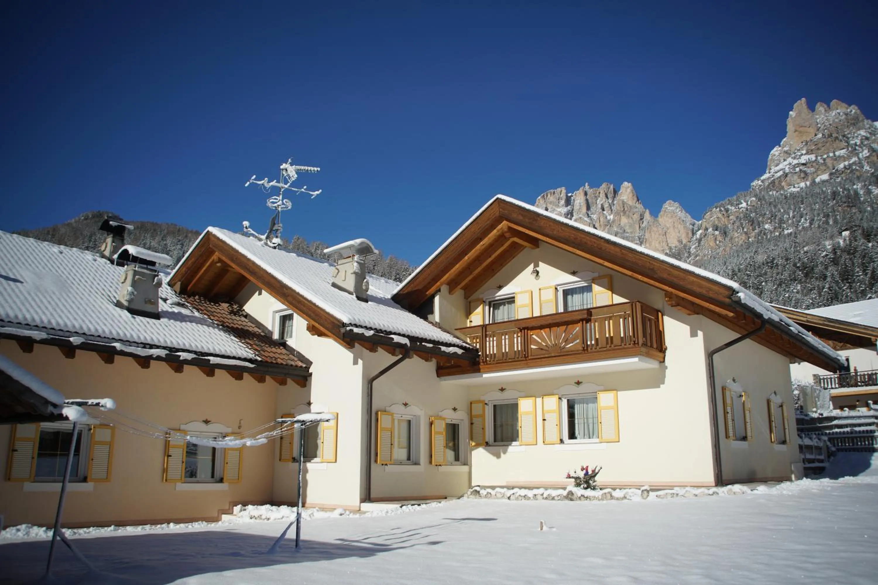 Property building in Residence Le Rose