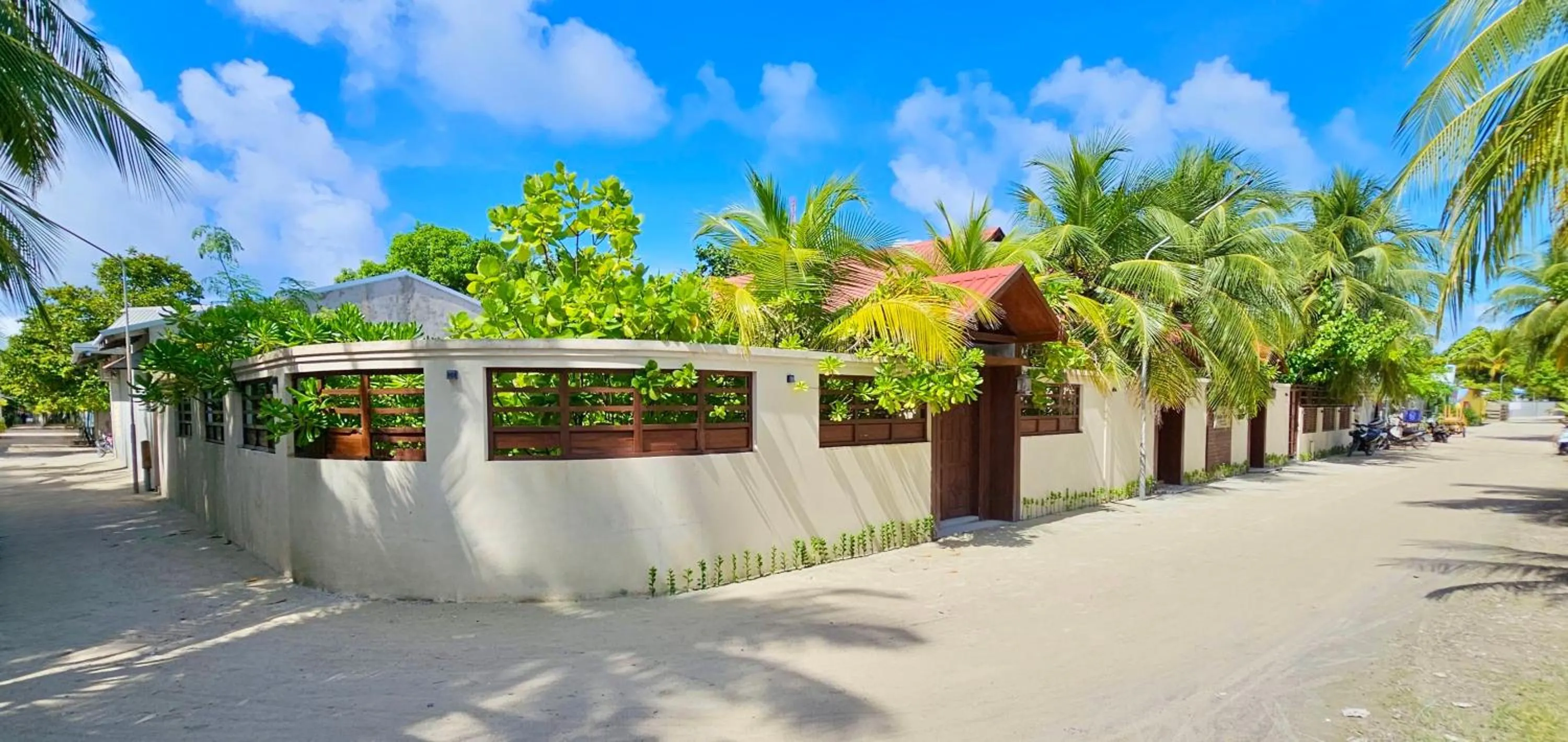 Property building in Beach Cottage