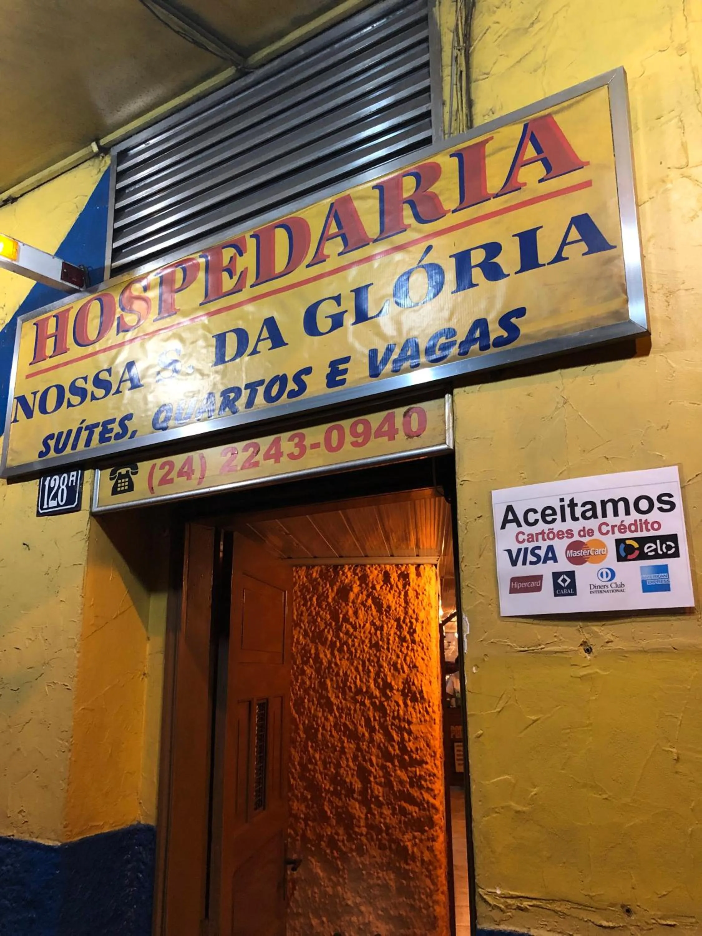Property building in Hospedaria Nossa Senhora da Glória