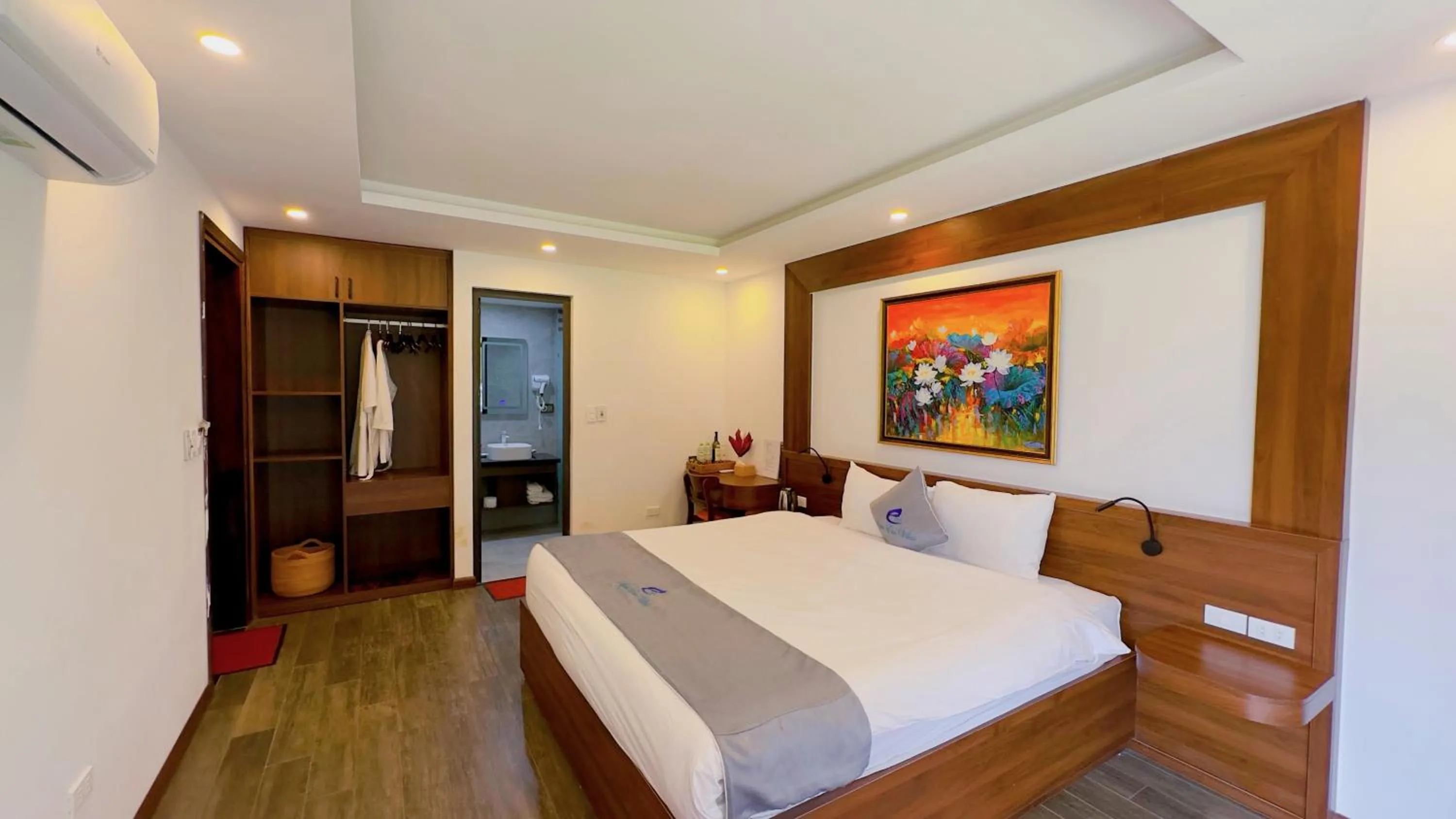 Bathroom, Bed in Sapa Eco Villas & Spa