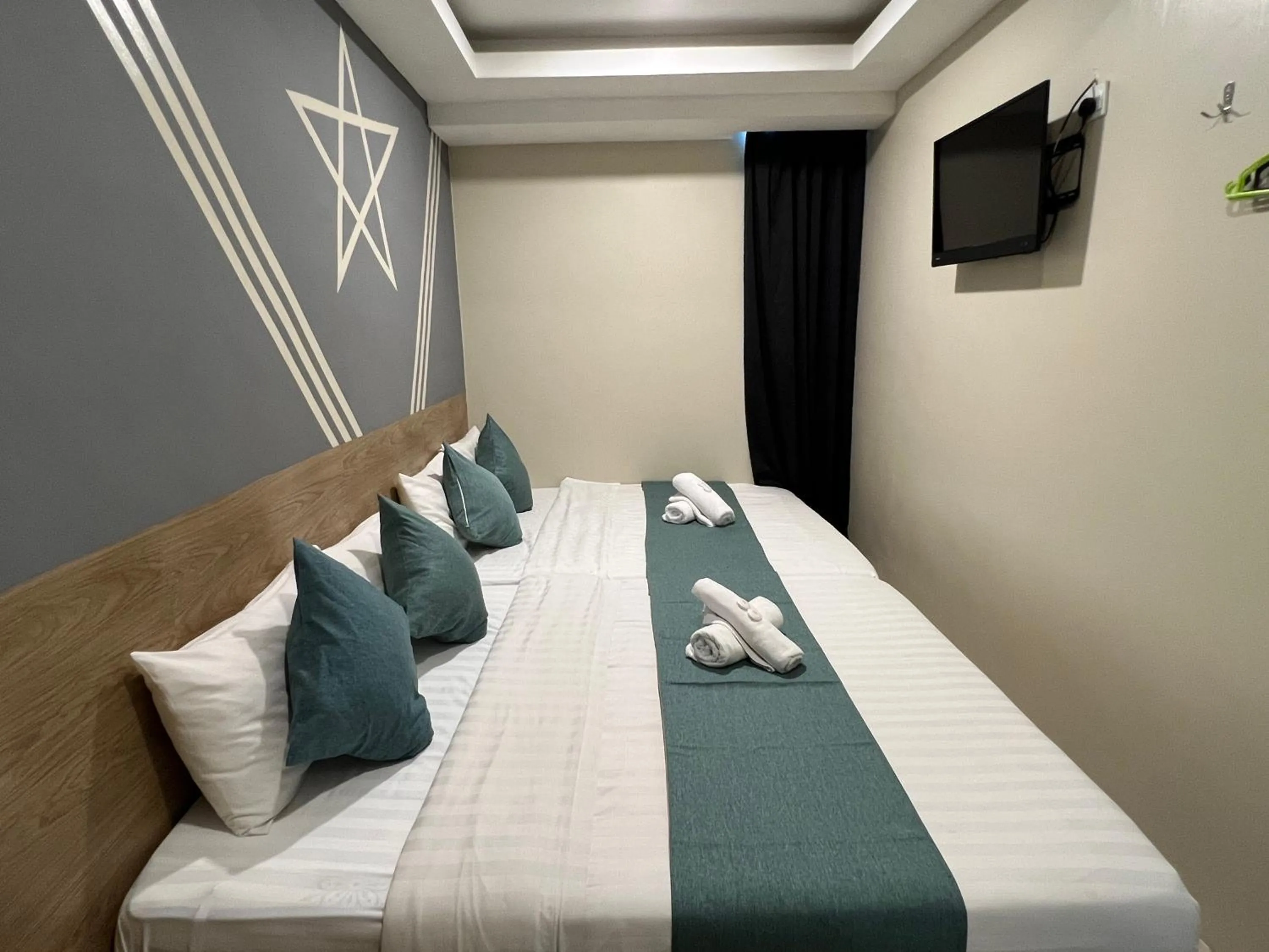 Bed in KUANTAN BESERAH BUDGET HOTEL
