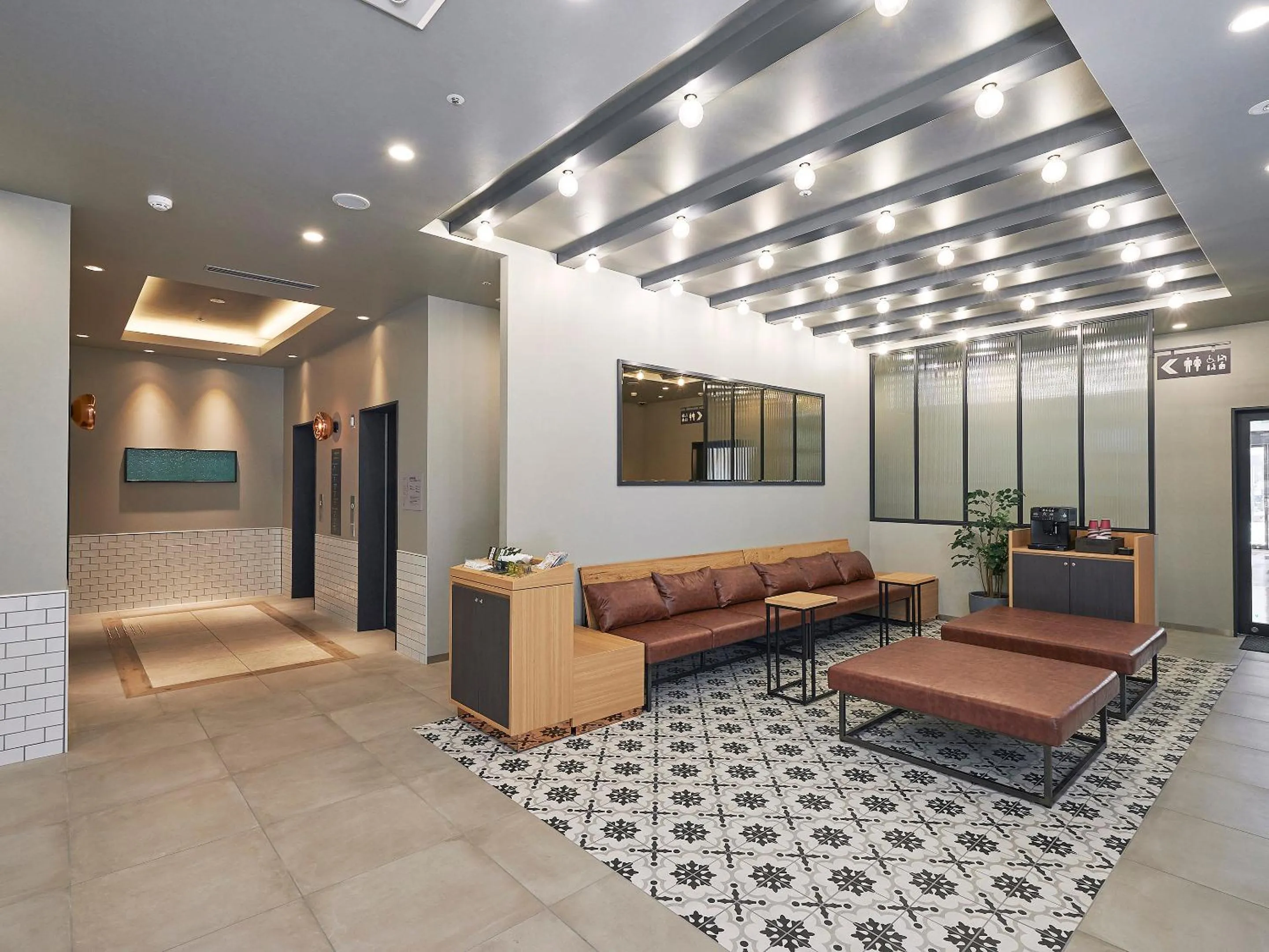 Lobby or reception in Sotetsu Fresa Inn Kobe Sannomiya