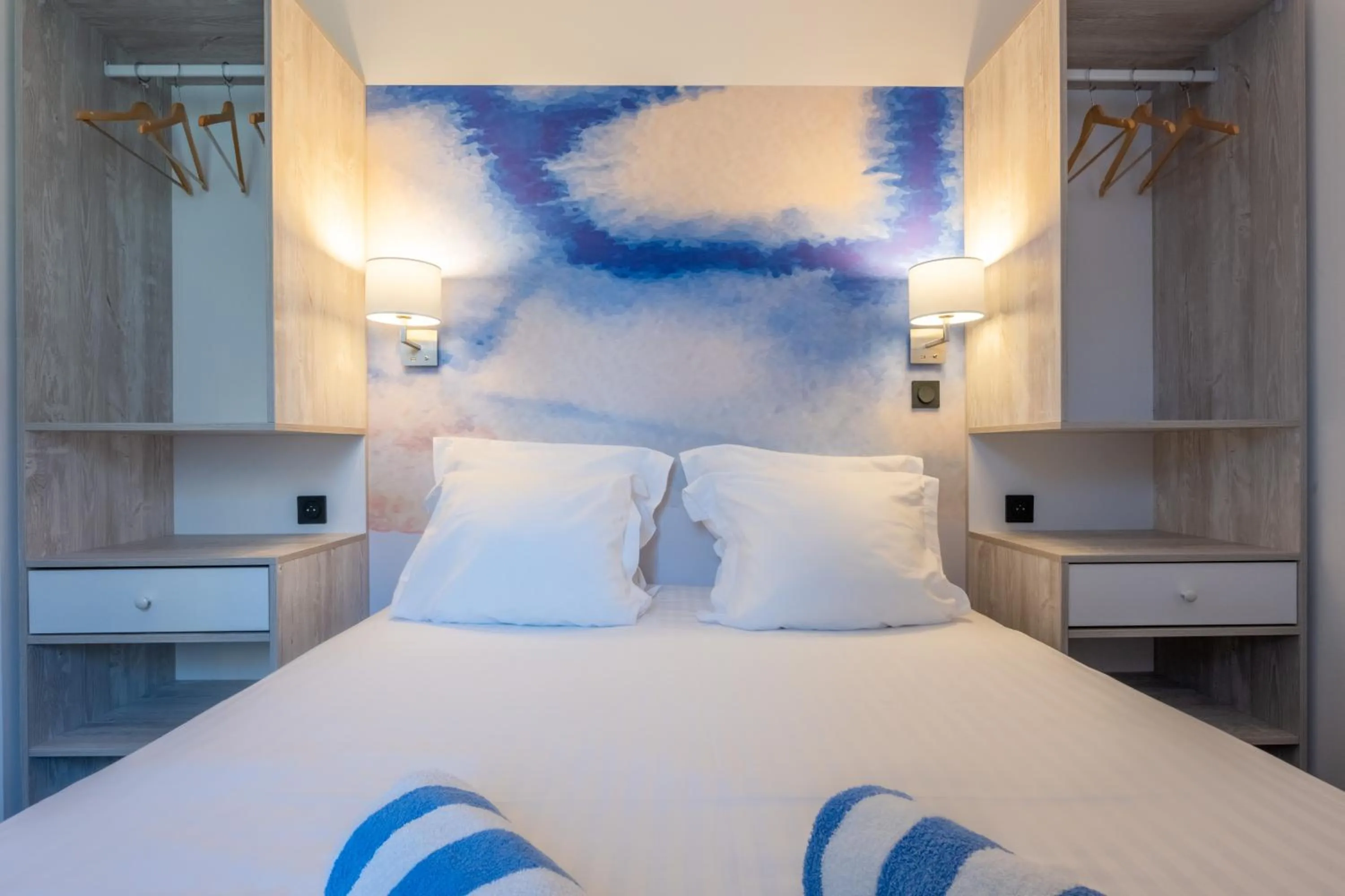 Bed in Côté Océan Resort